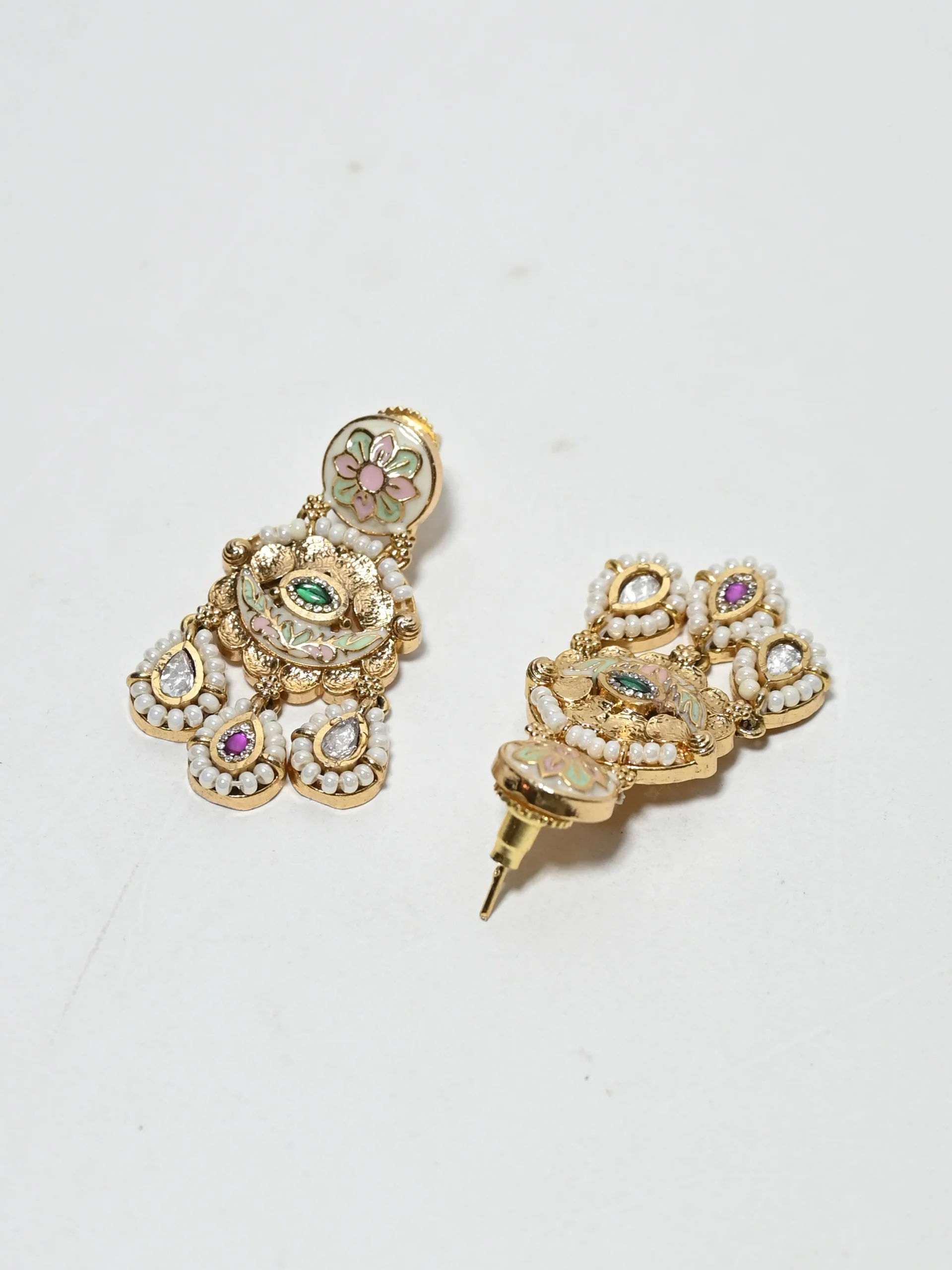Odette Multi Colour Alloy Pearl Jewellery Set For Women - Image 6
