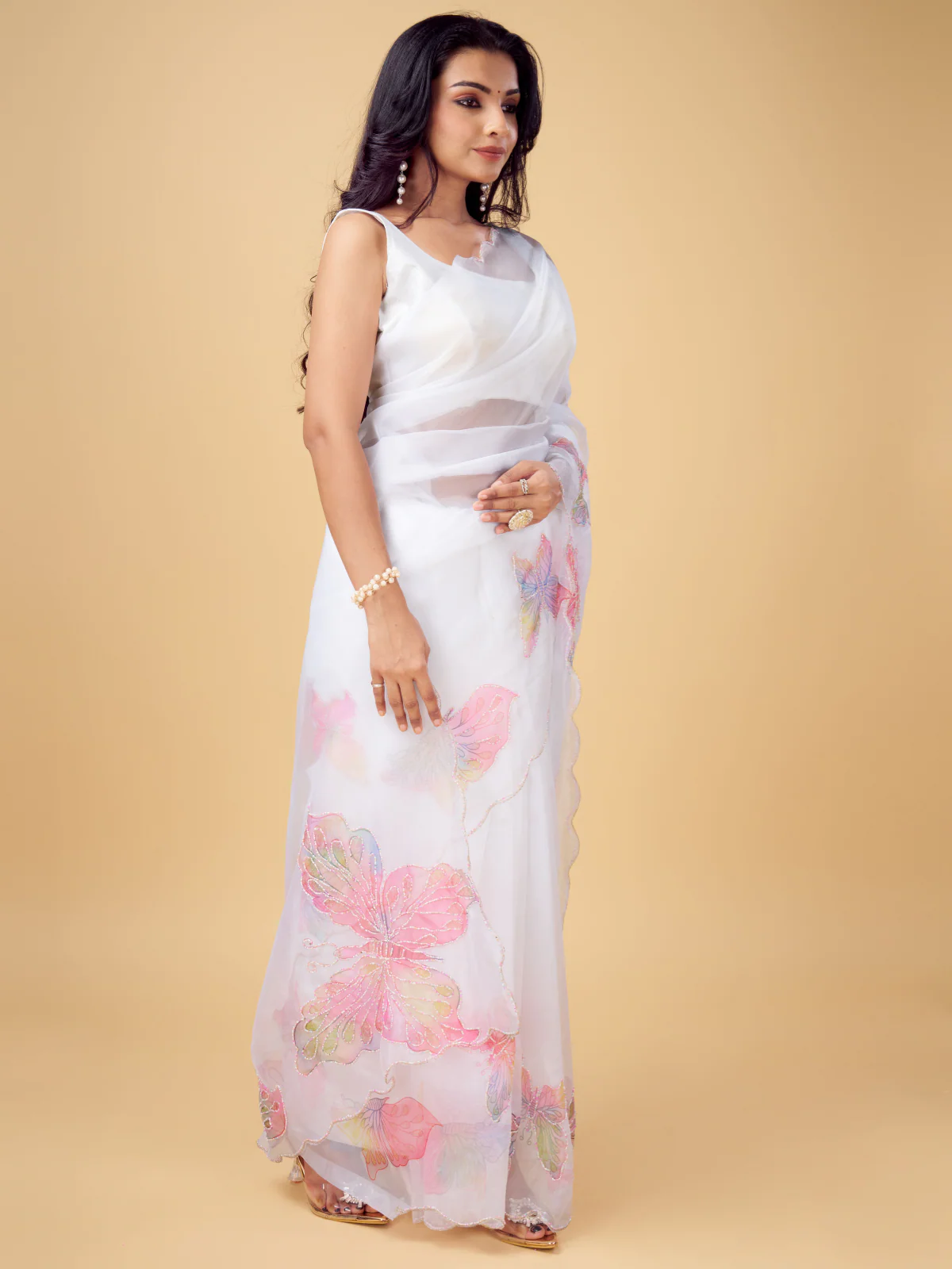 Odette White and Multi Organza Printed Saree With Unstitched Blouse For Women - Image 2