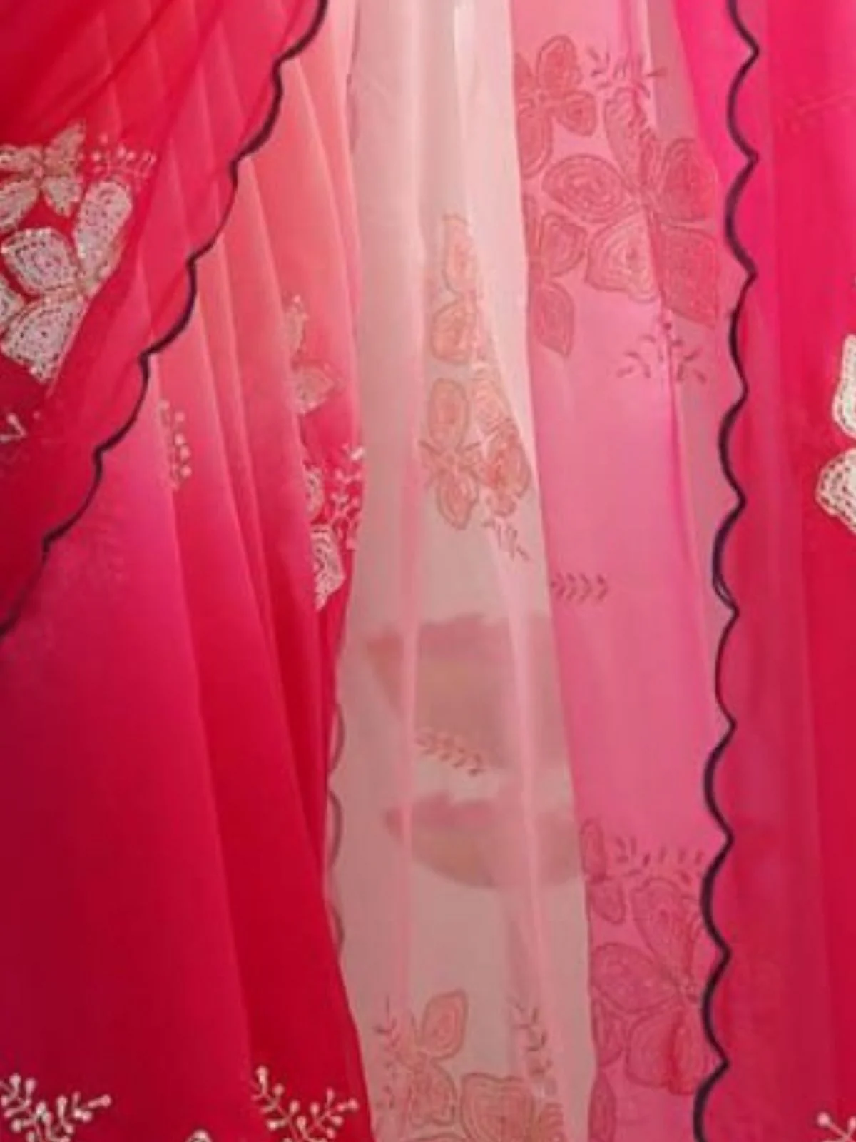 Odette Multicolor Georgette Embroidered Saree For Women - Image 4