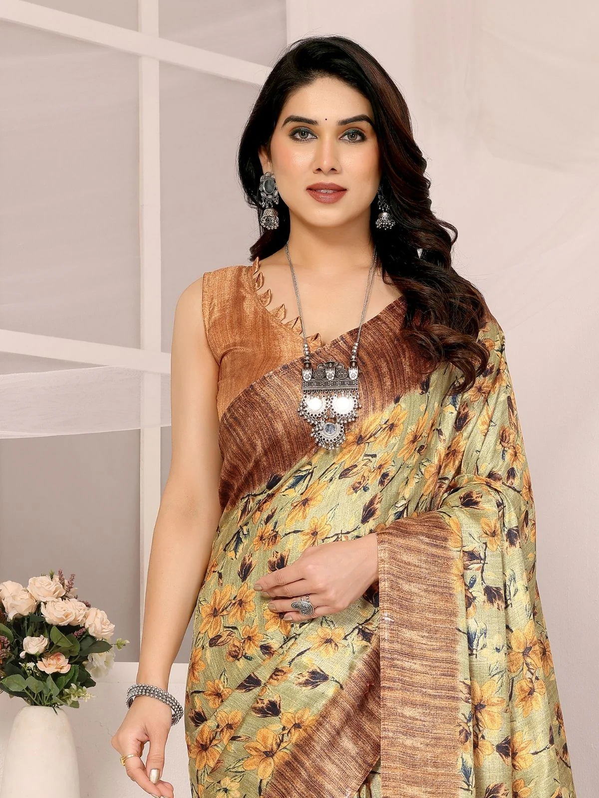 Odette Multicolor Georgette Embroidered Saree For Women - Image 4