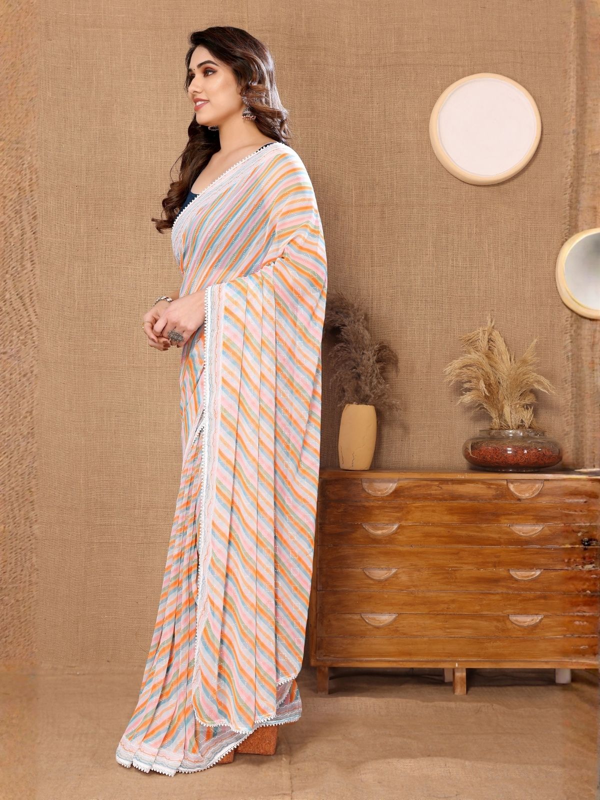Odette Multicolor Georgette Floral Print Saree For Women - Image 2