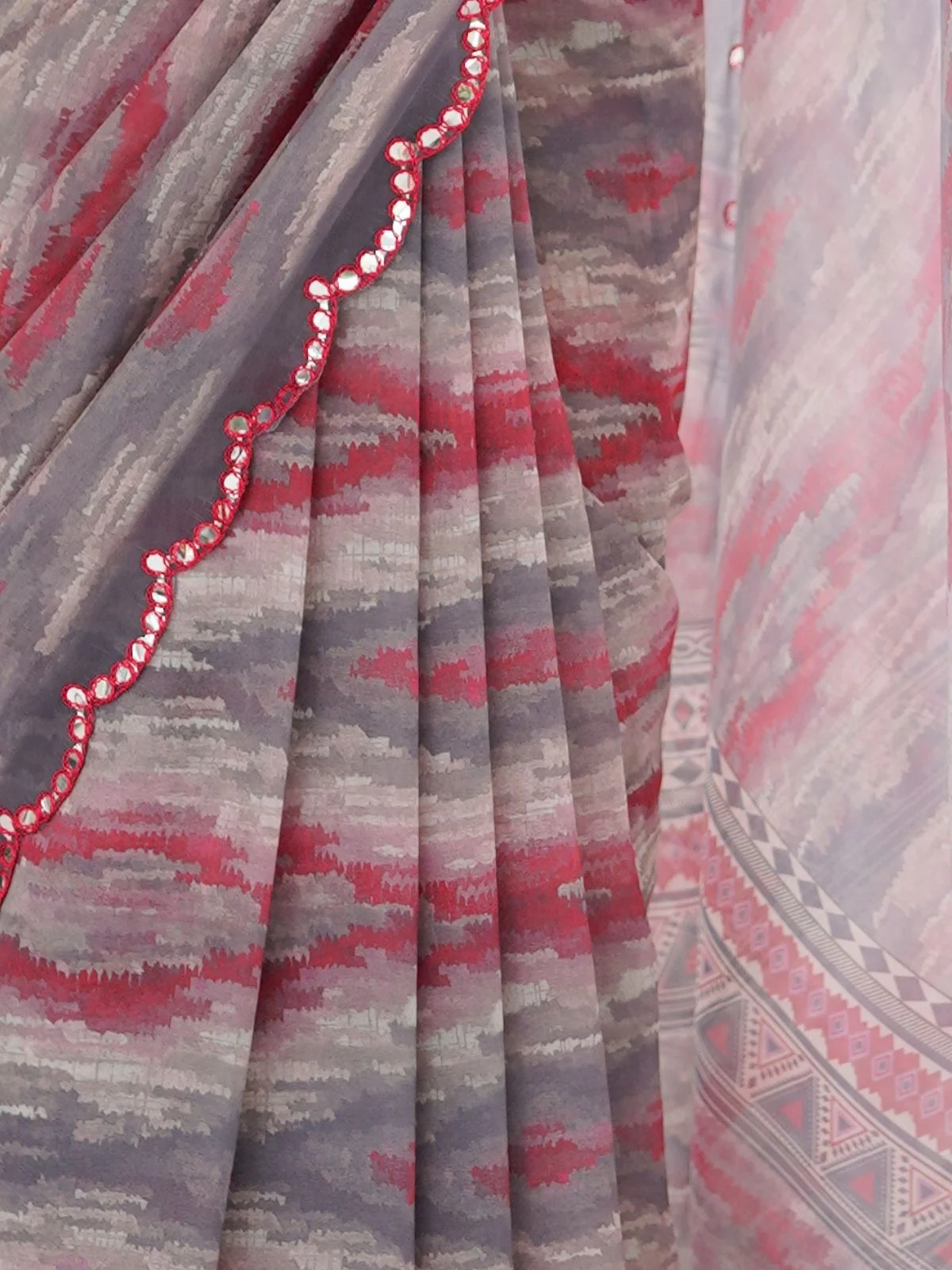 Odette Multicolor Georgette Printed Saree For Women - Image 5