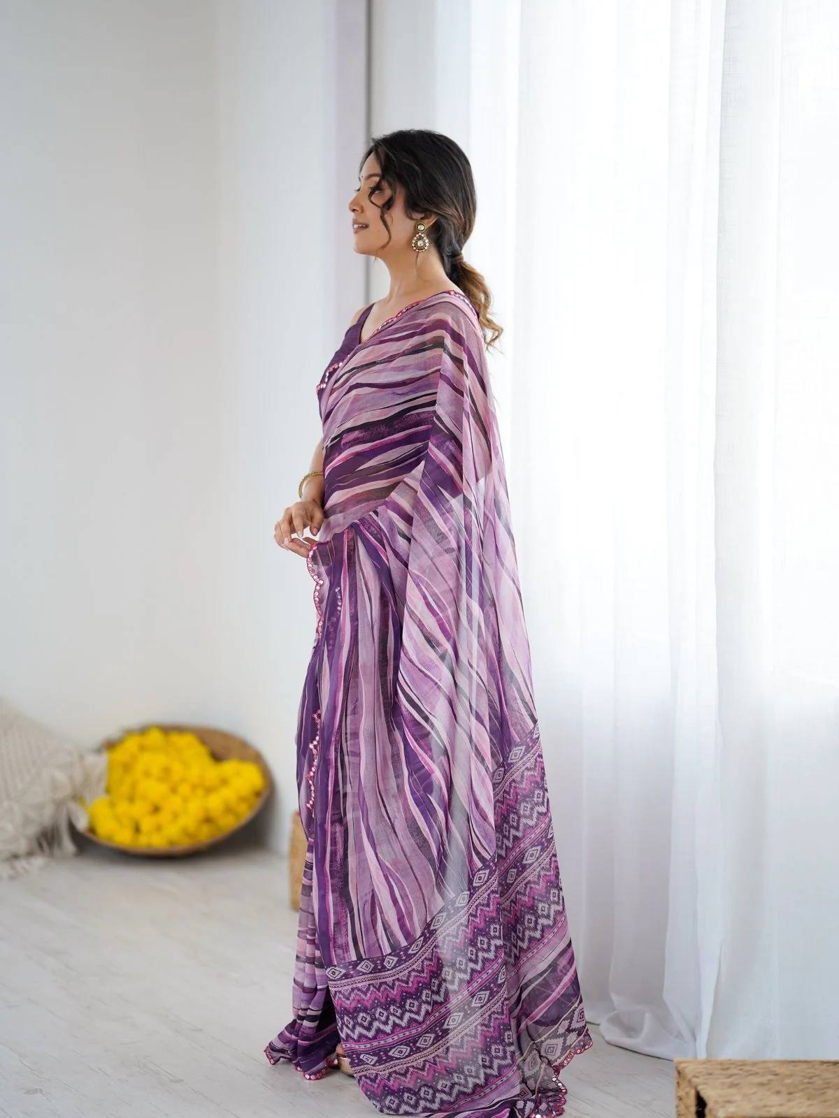 Odette Multicolor Georgette Printed Saree For Women - Image 2
