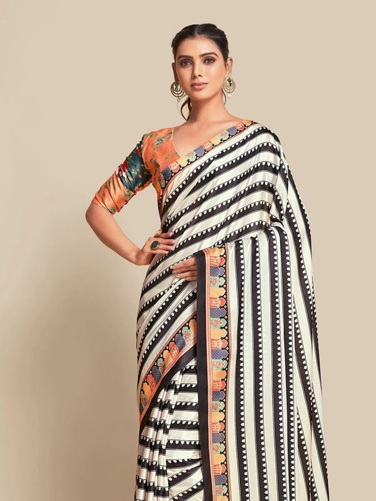 Odette Multicolor Georgette Printed Saree For Women - Image 4