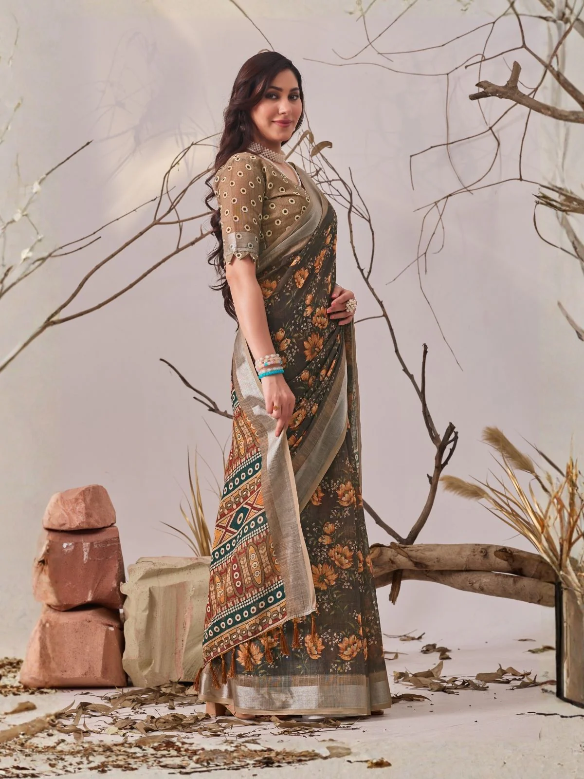 Odette Multicolor Linen Cotton Printed Saree For Women - Image 2