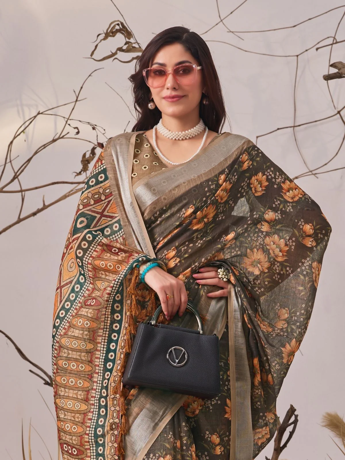 Odette Multicolor Linen Cotton Printed Saree For Women - Image 4
