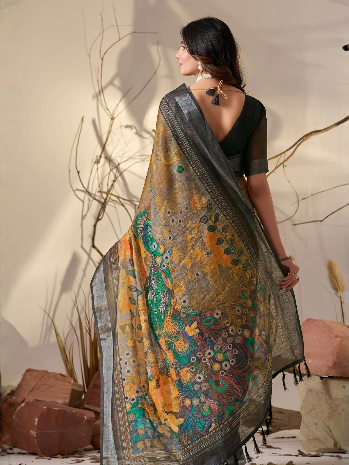 Odette Multicolor Linen Cotton Printed Saree For Women - Image 3