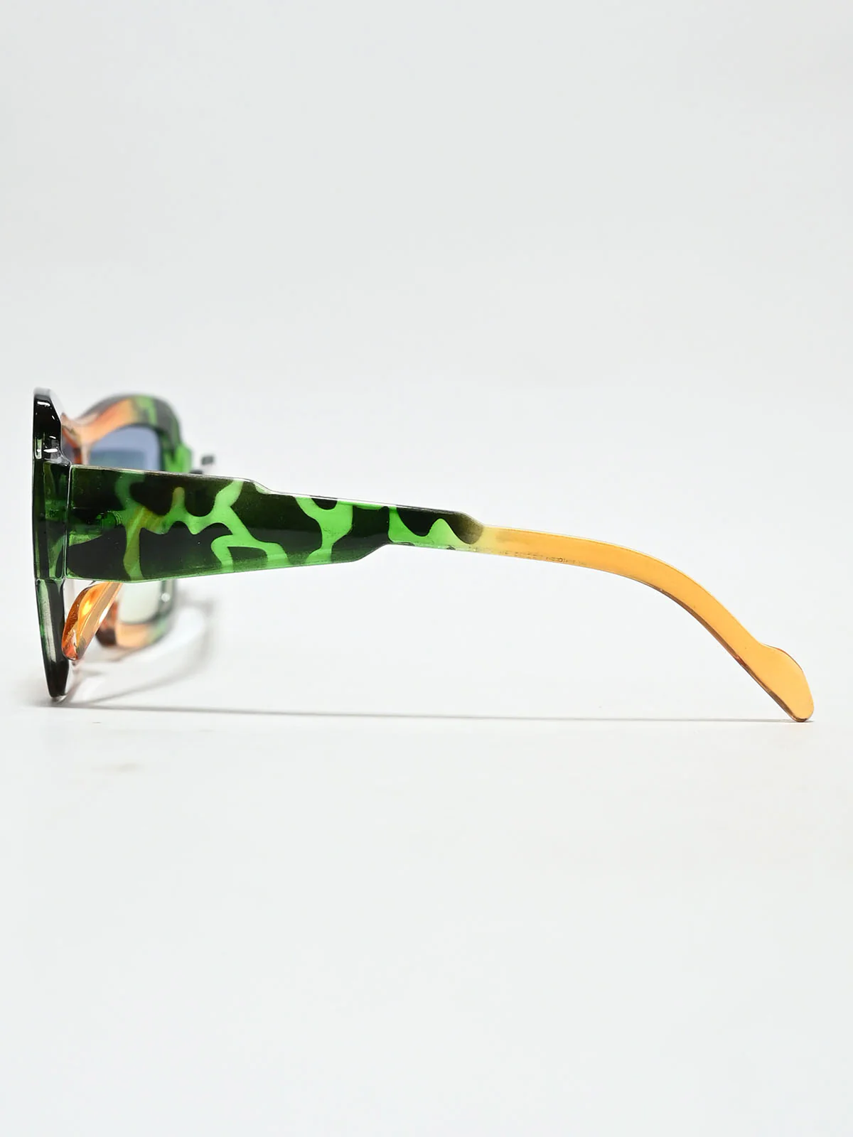 Odette Multicolor PC Solid Sunglasses For Women - Image 5