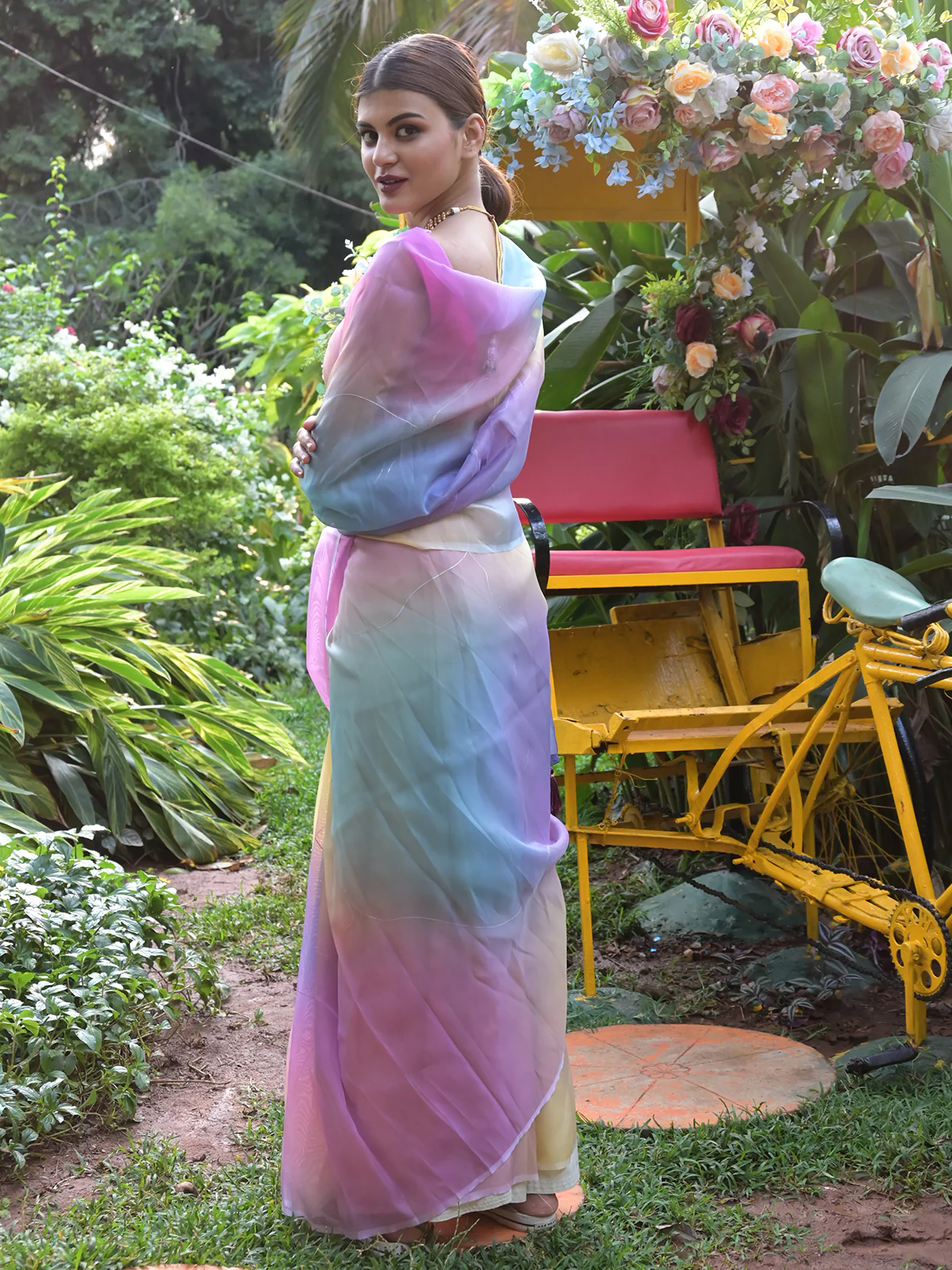 Odette Multicolor Printed Organza Saree with Unstitched Blouse for Women - Image 3