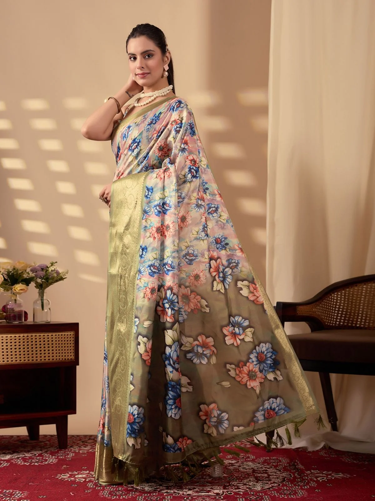 Odette Multicolor Silk Blend Printed Saree For Women - Image 2