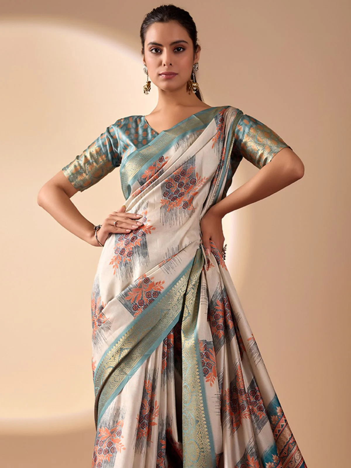 Odette Multicolor Silk Blend Printed Saree For Women - Image 4