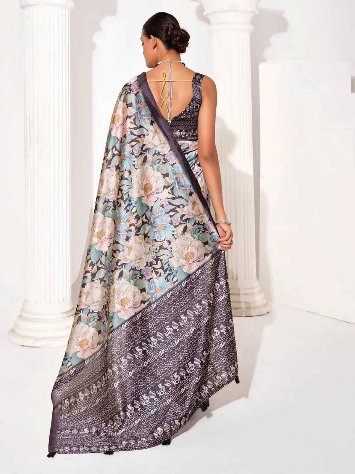 Odette Multicolour Cotton Linen Solid Printed Saree For Women - Image 4