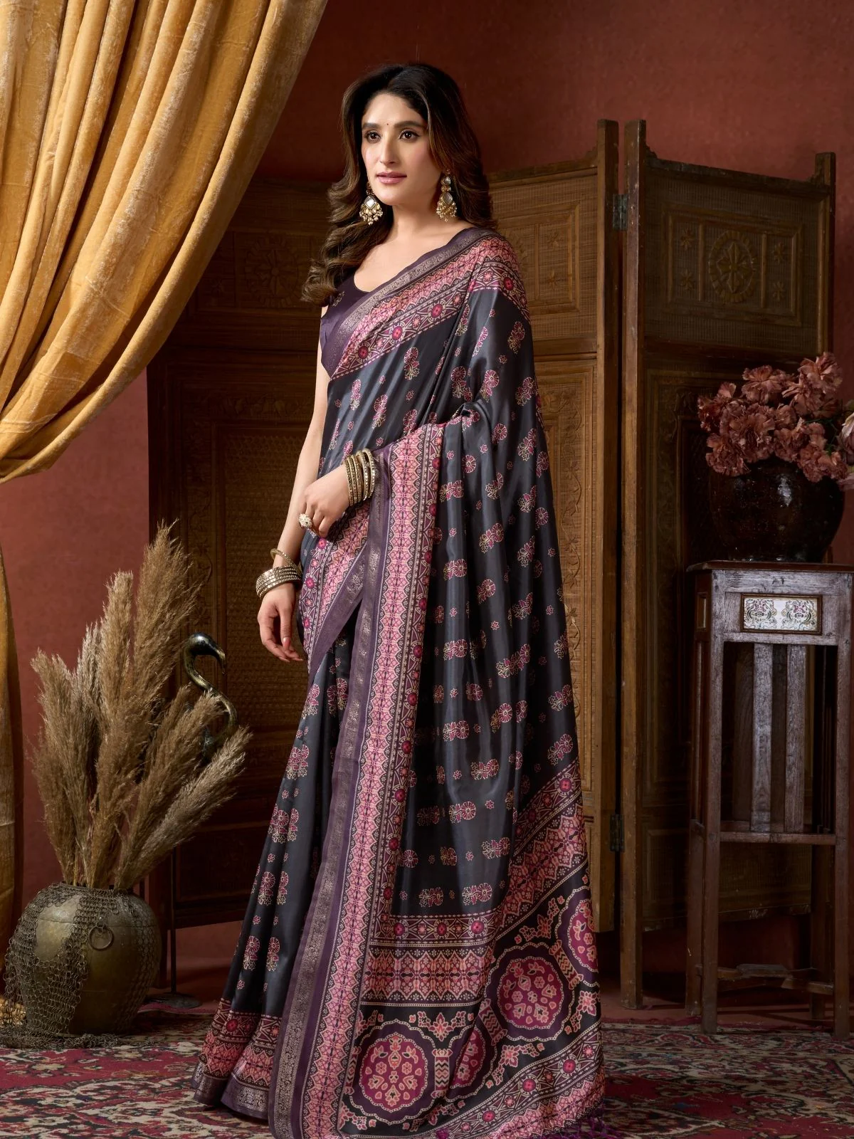 Odette Multicolour Silk Blend Printed Saree For Women - Image 2