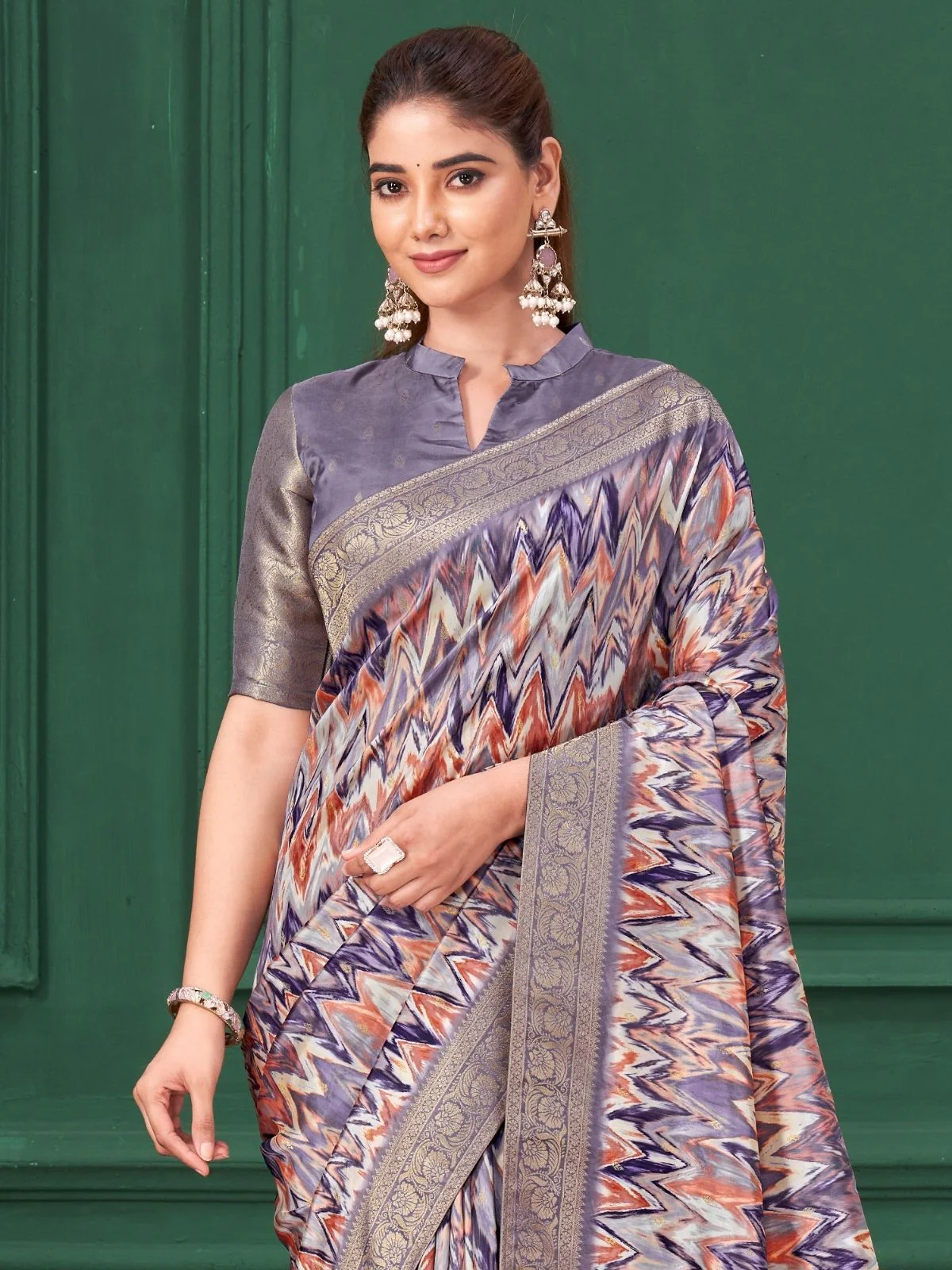 Odette Multicolour Silk Blend Woven Printed Saree For Women - Image 4
