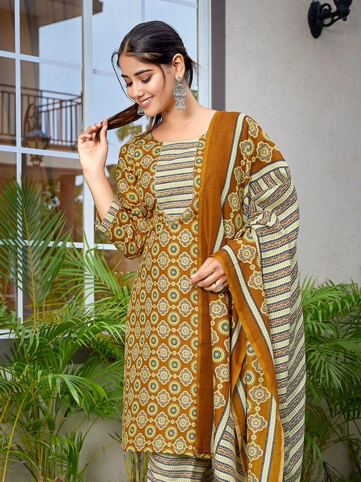 Odette Mustard Cotton Blend Printed Stiched Kurta Set For Women - Image 5
