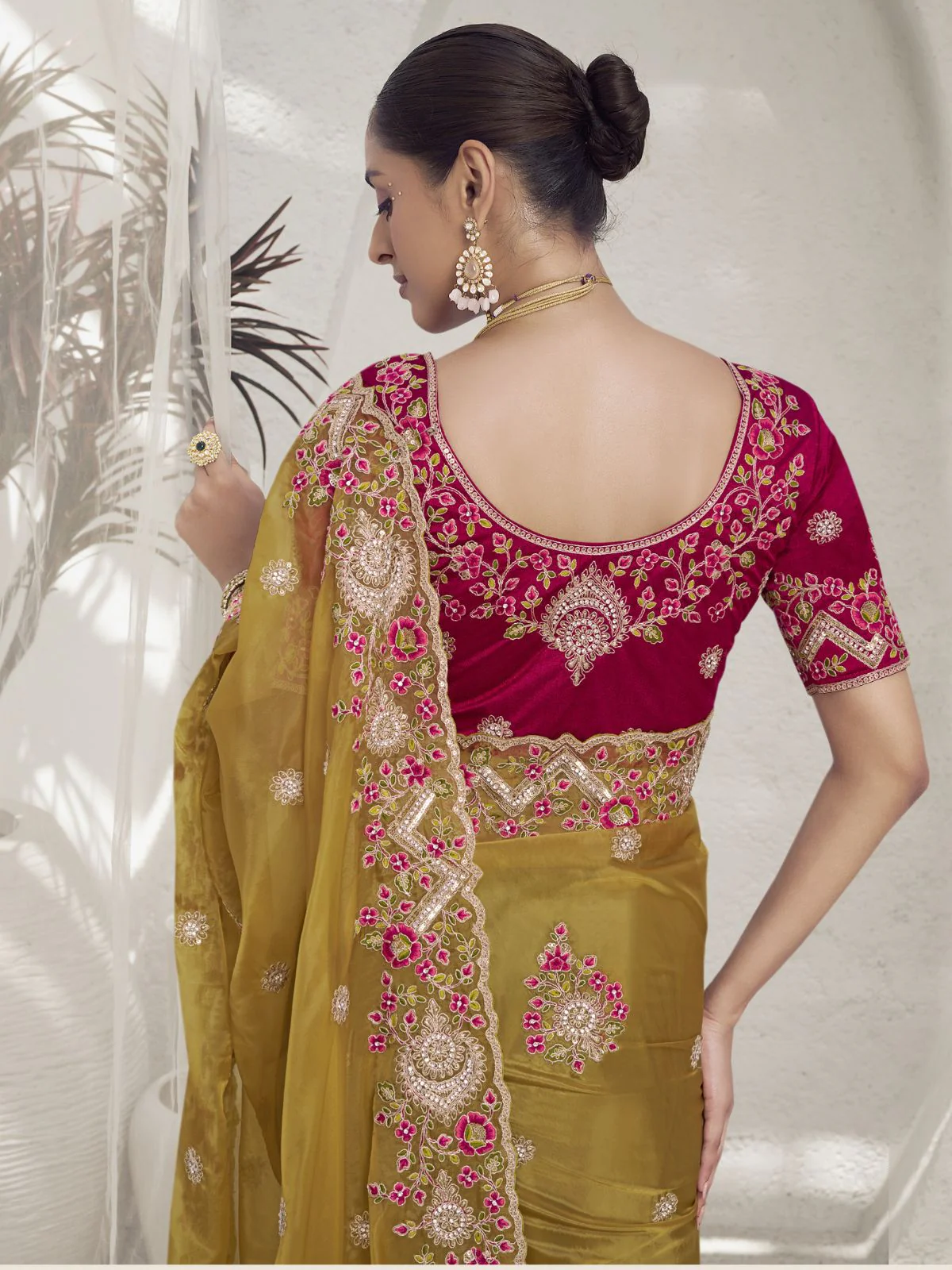 Odette Mustard Embroidered Silk Blend Saree With Unstitched Blouse For Women - Image 3