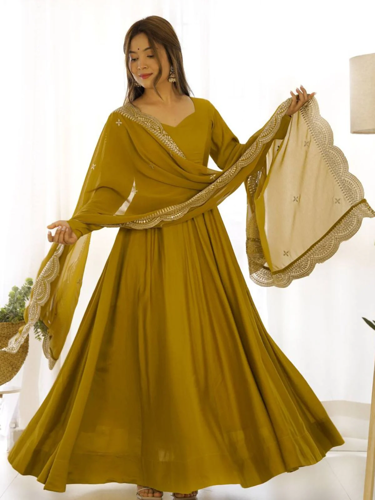 Odette Mustard Georgette Plain Kurta Set For Women - Image 3