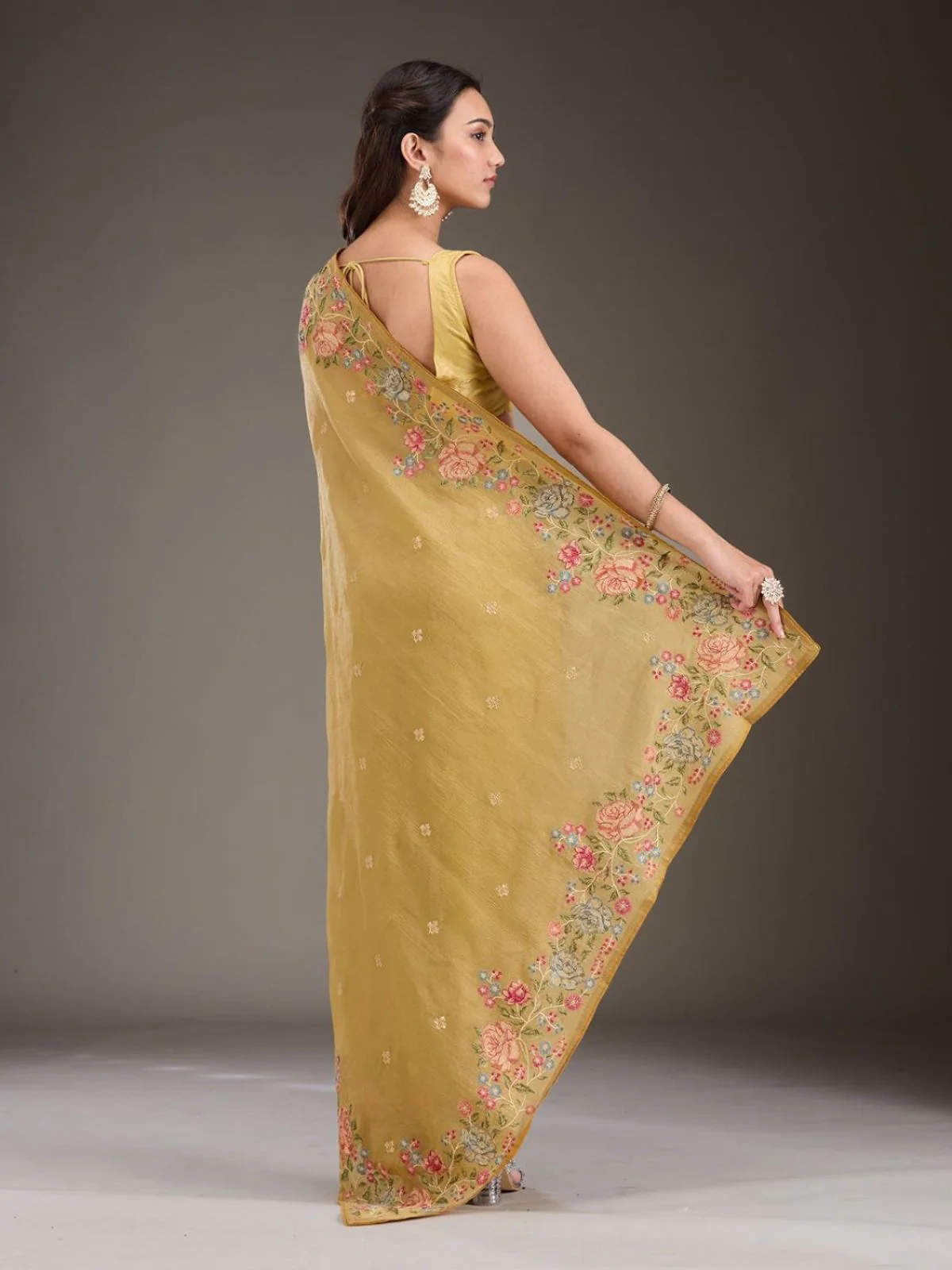 Odette Mustard Silk Blend Crush Embroidered Saree For Women - Image 4