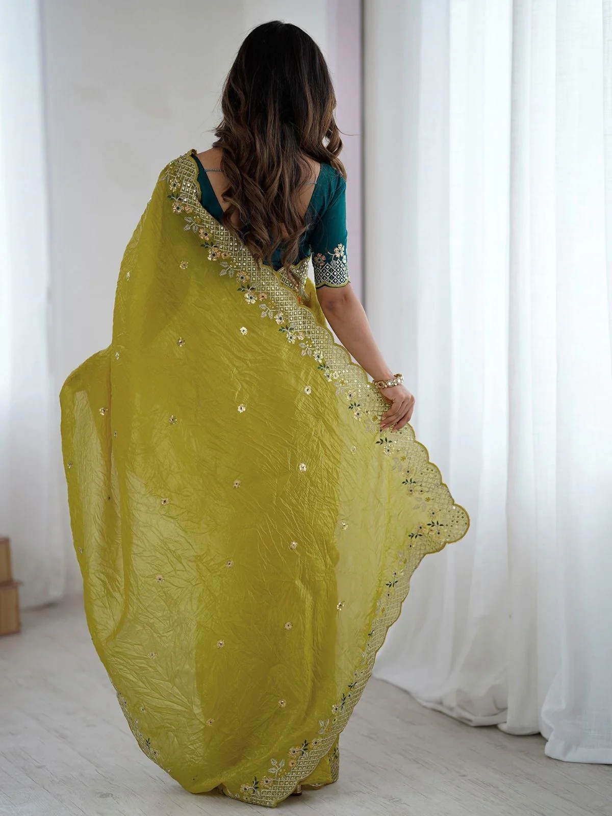 Odette Mustard Silk Blend Embroidered Solid Saree For Women - Image 2