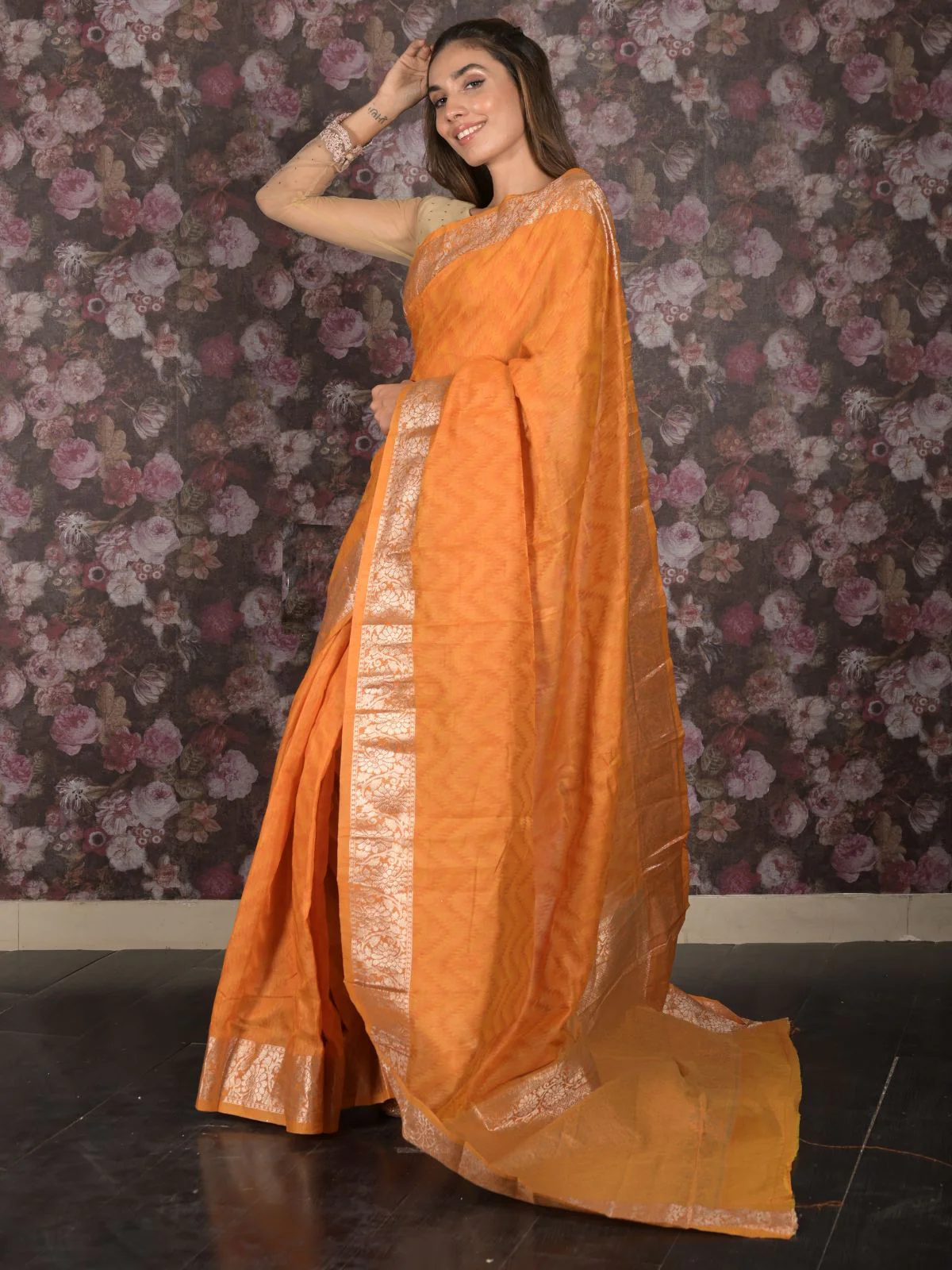 Odette Mustard Woven Cotton Blend Saree for Women - Image 3