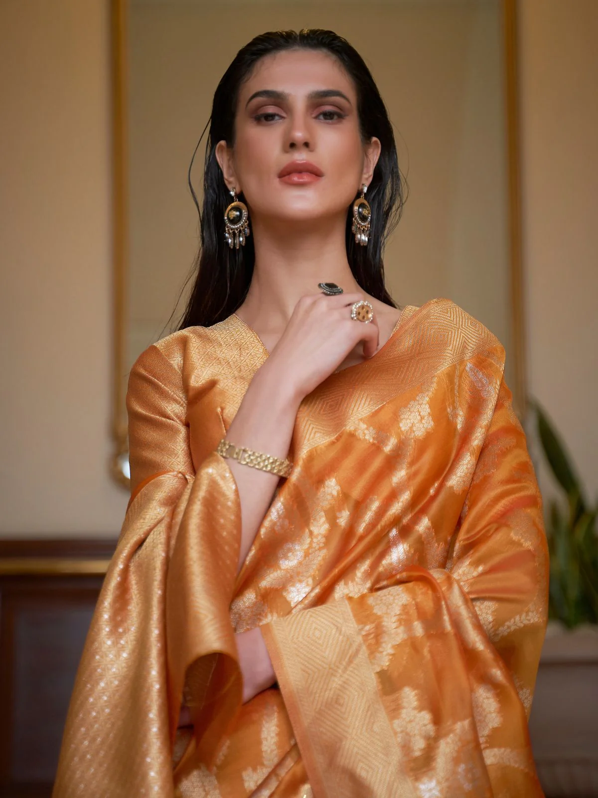 Odette Mustard Woven Design Silk Blend Saree With Unstitched Blouse For Women - Image 2