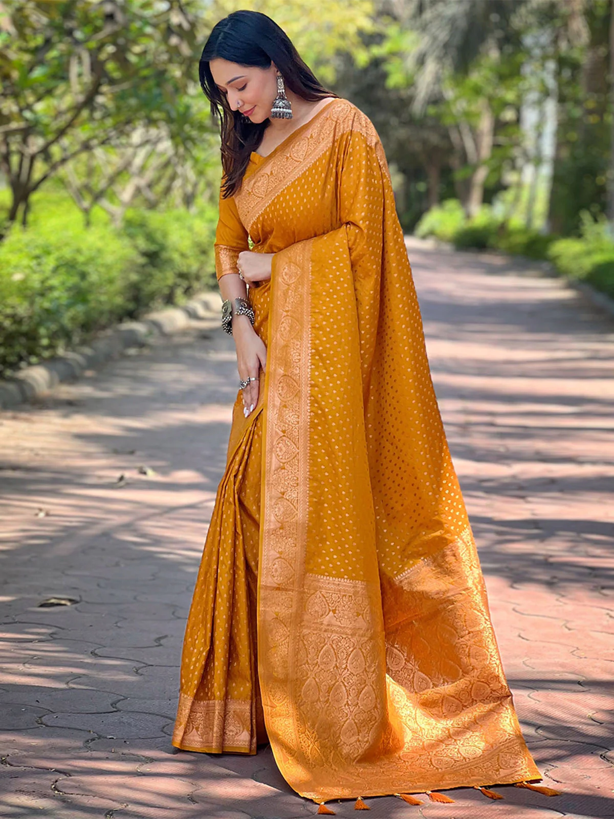 Odette Mustard Woven Design Silk Blend Saree With Unstitched Blouse For Women - Image 2