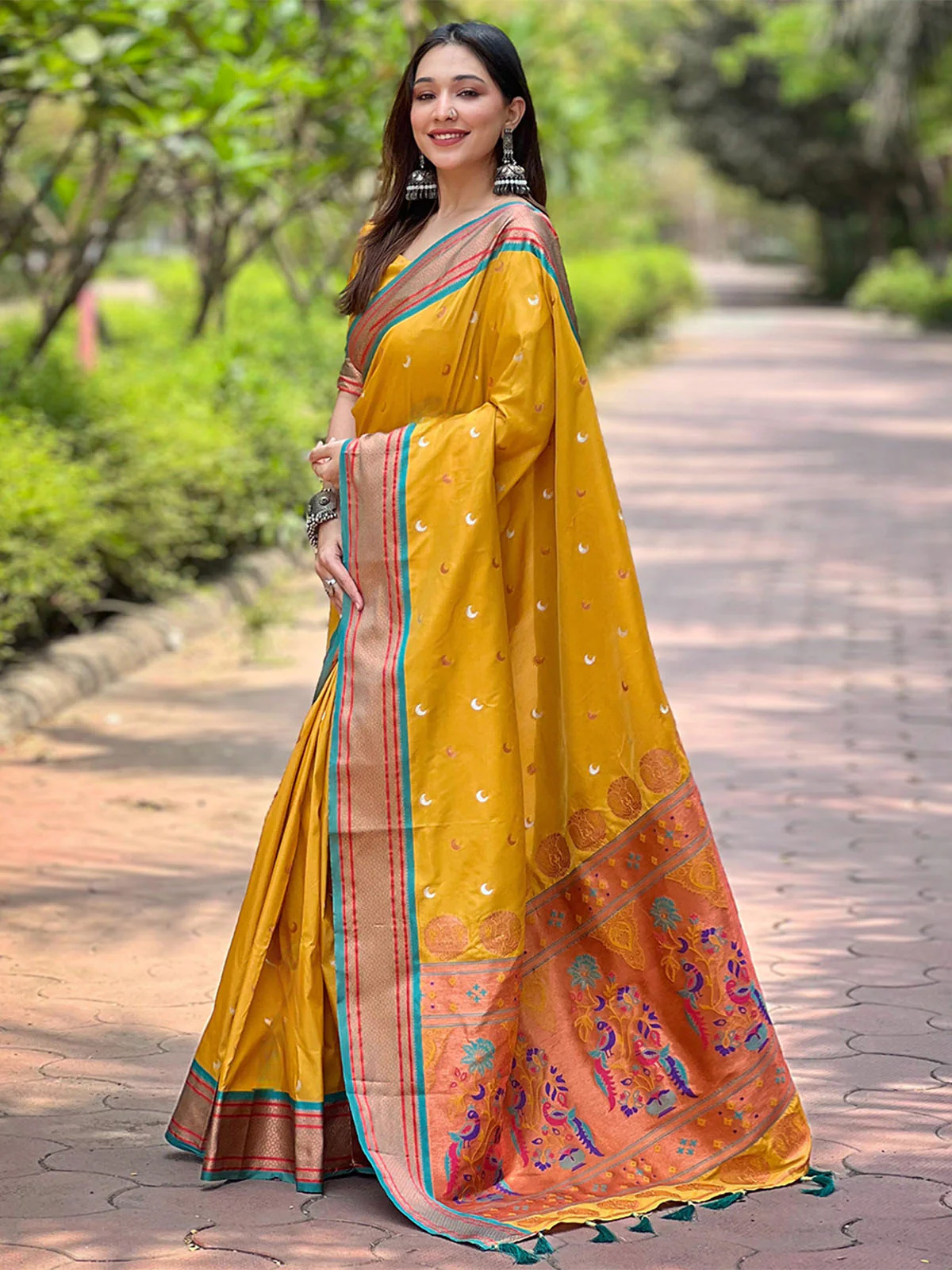 Odette Mustard Woven Design Silk Blend Saree With Unstitched Blouse For Women - Image 2