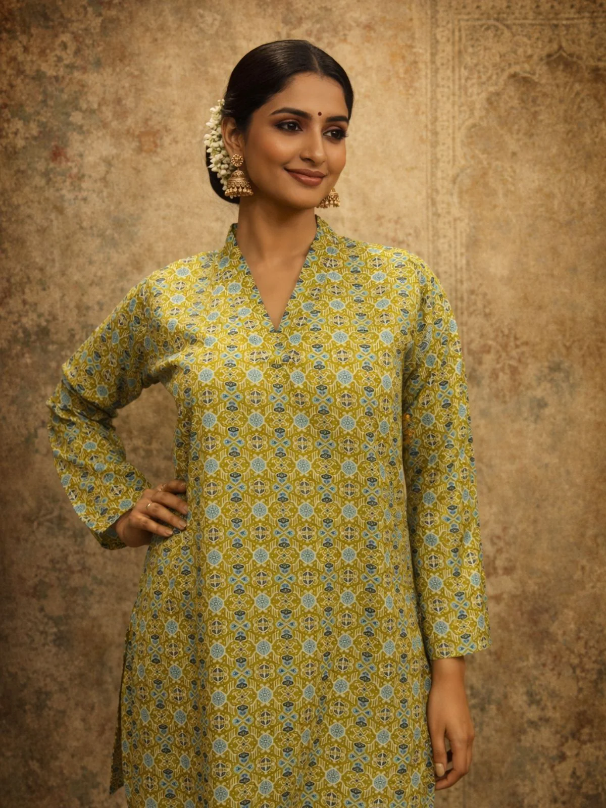 Odette Mustard Yellow Silk Blend Printed Solid Kurti For Women - Image 4