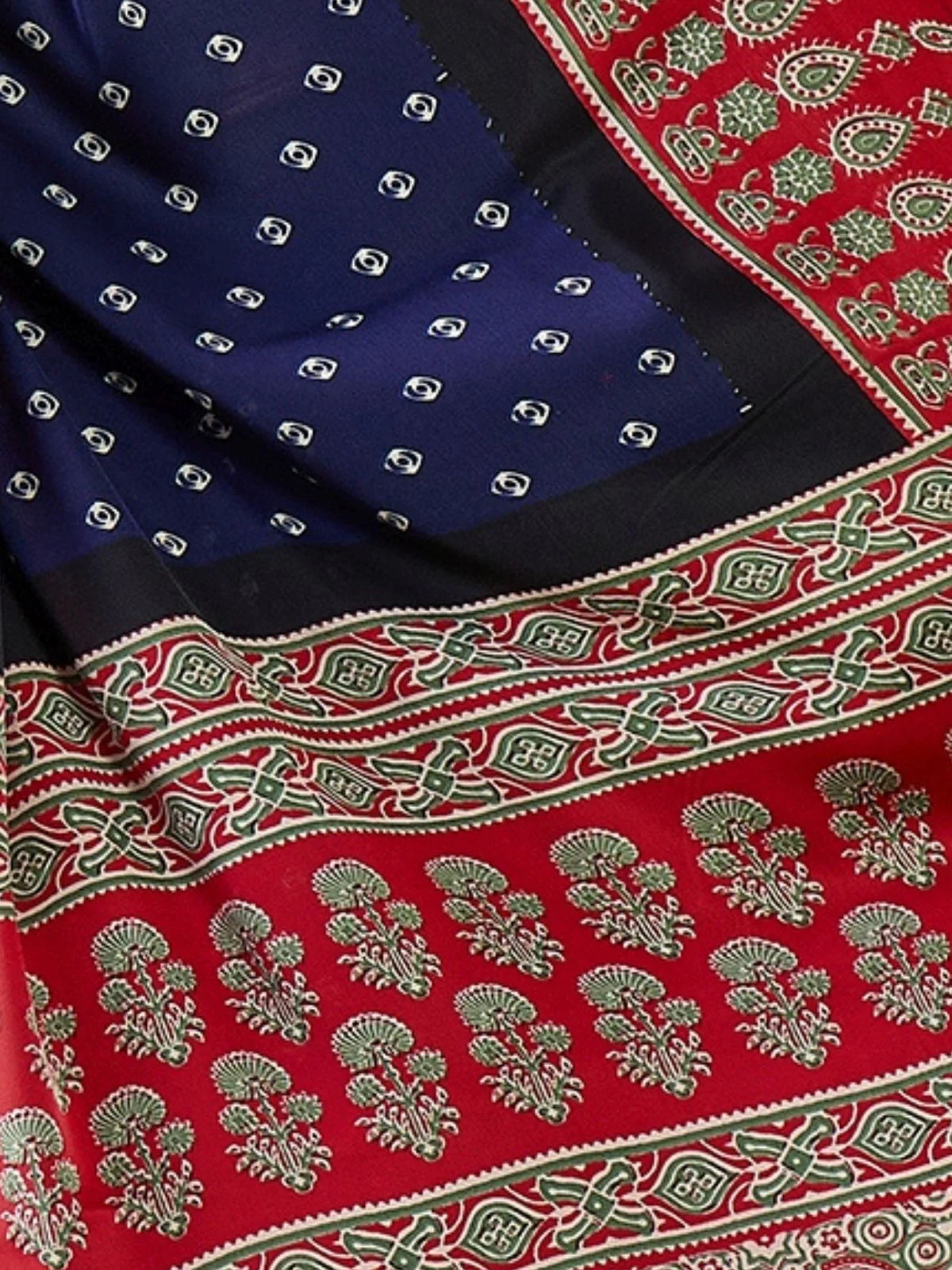 Odette Navy Blue And Red Silk Blend Printed Elegant Saree For Women - Image 5