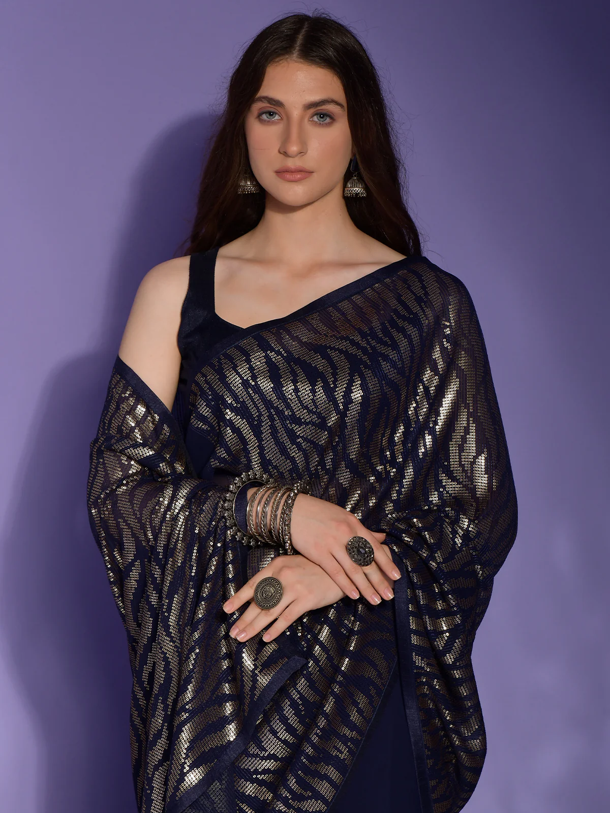 Odette Navy Blue Embellished Georgette Saree With Unstitched Blouse For Women - Image 5
