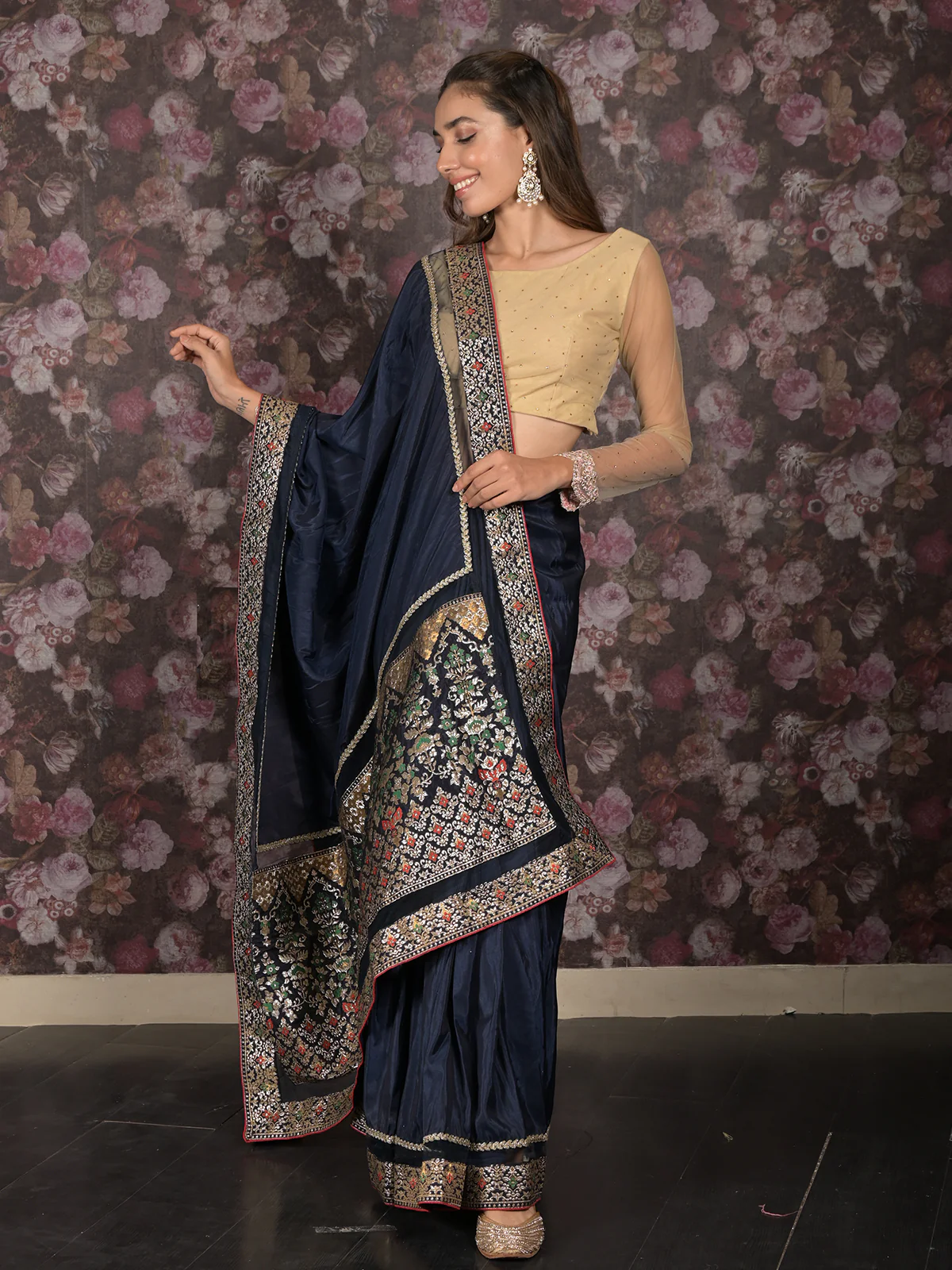 Odette Navy Blue Embroidered Crepe Saree with Unstitched Blouse for Women - Image 2