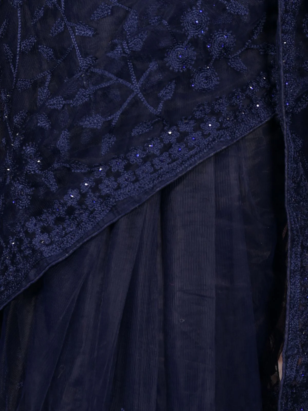 Odette Navy Blue Embroidered Net Saree with Unstitched Blouse for Women - Image 5