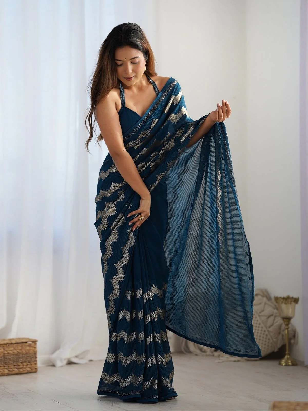 Odette Navy Blue Georgette Sequins Saree With Unstitched Blouse For Women - Image 2