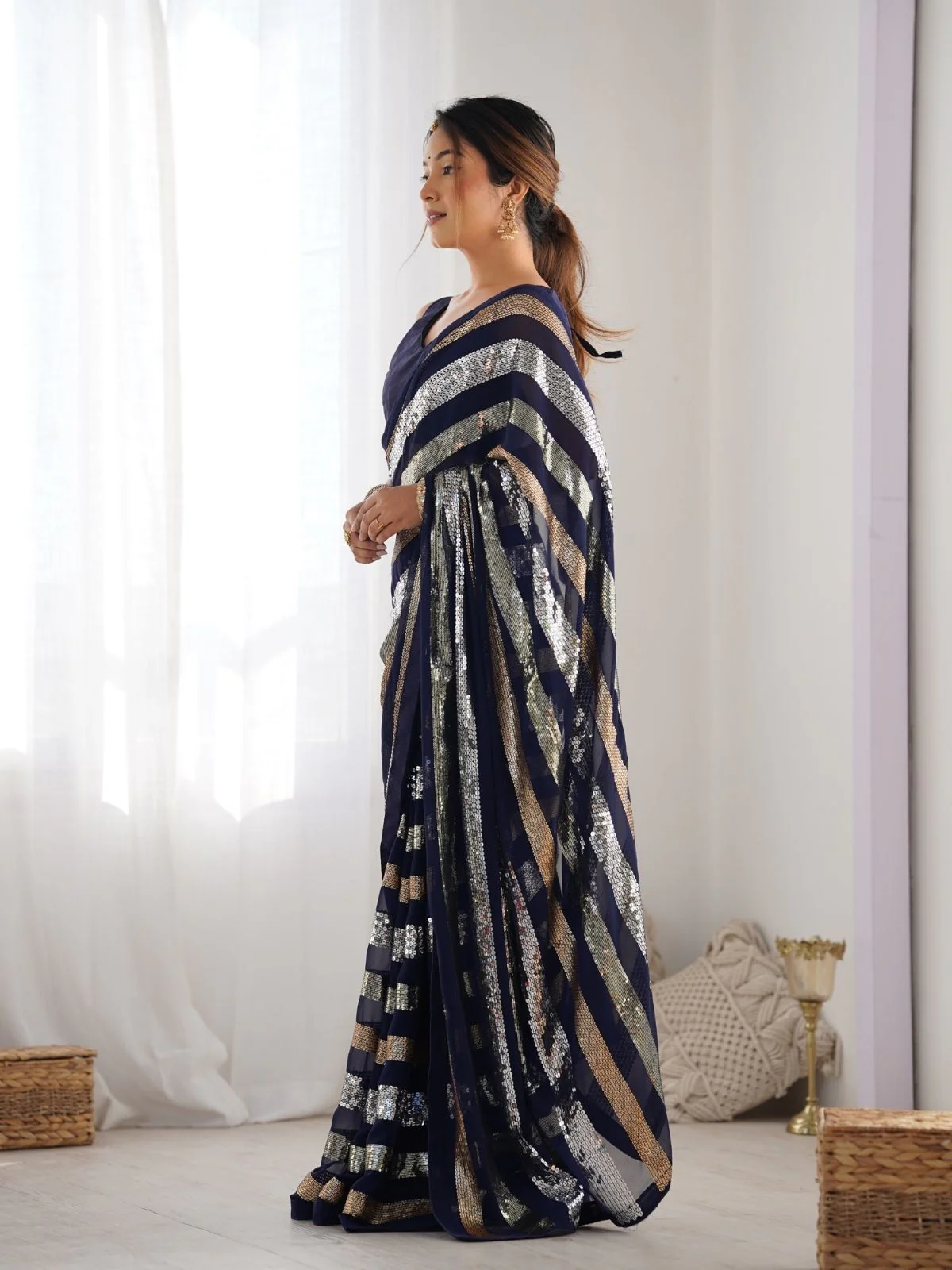 Odette Navy Blue Georgette Sequins Saree With Unstitched Blouse For Women - Image 3