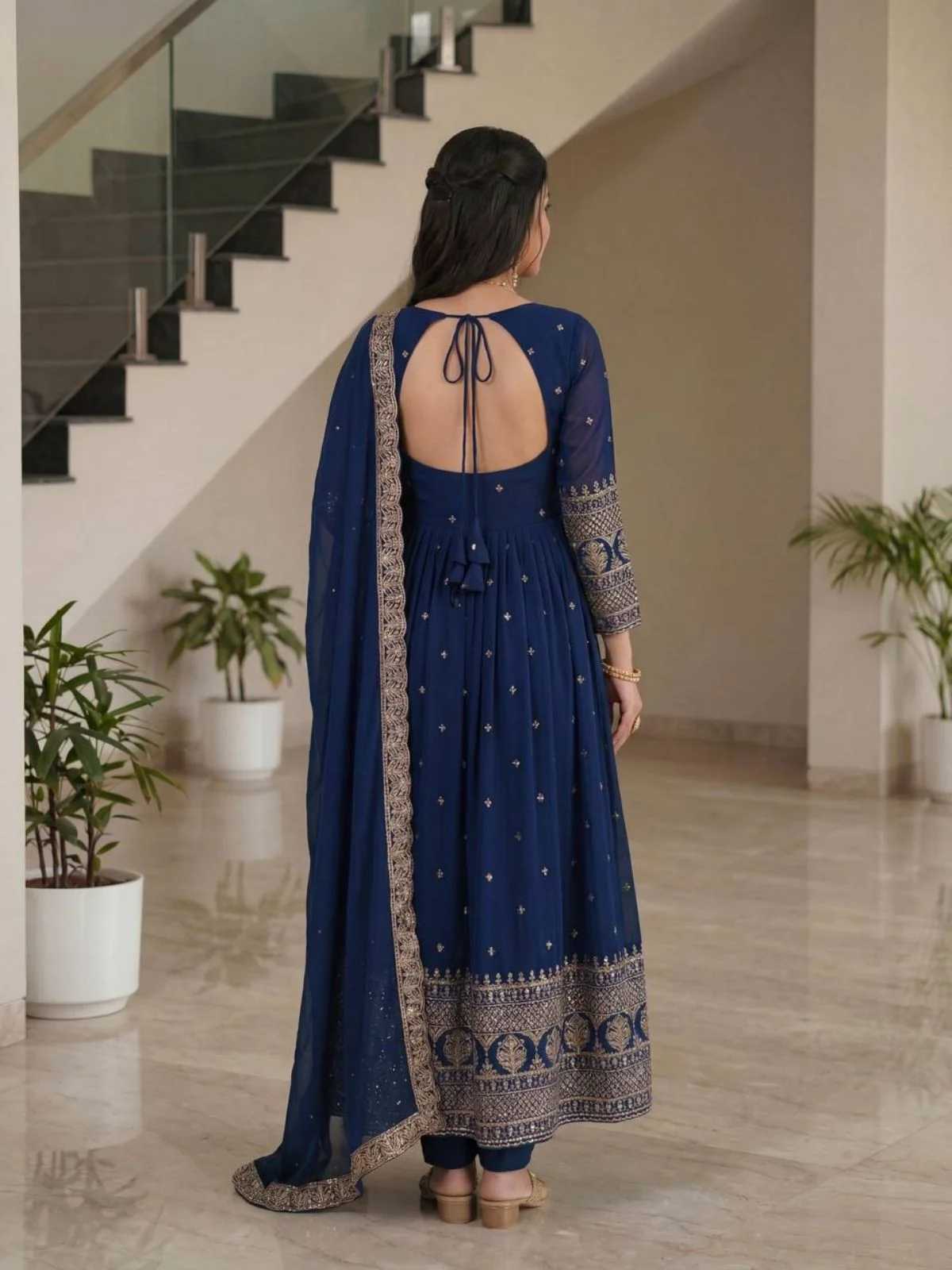 Odette Navy Blue Georgette Solid Stitched Kurta Set For Women - Image 3