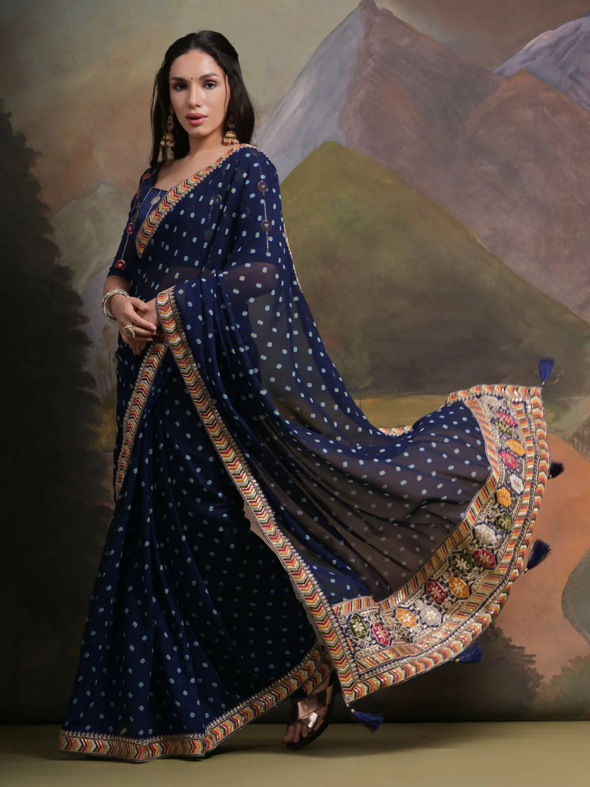 Odette Navy Blue Printed Georgette Saree With Unstitched Blouse For Women - Image 2