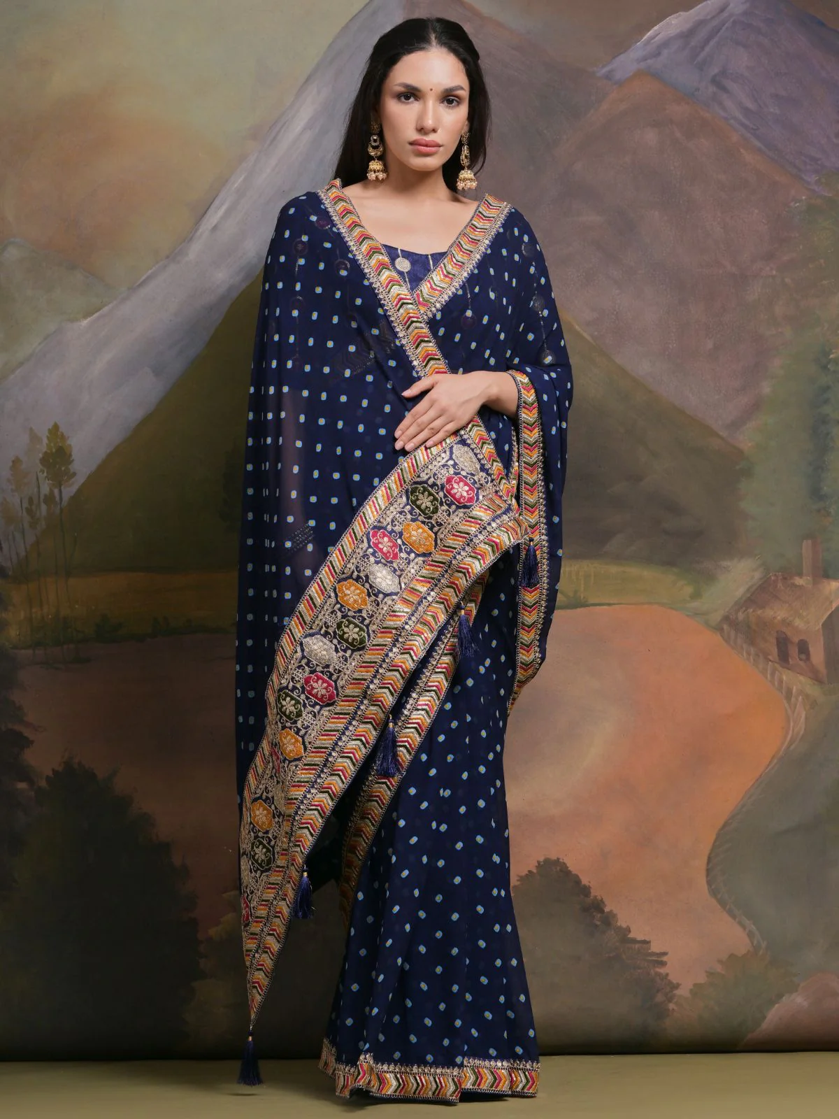 Odette Navy Blue Printed Georgette Saree With Unstitched Blouse For Women - Image 3