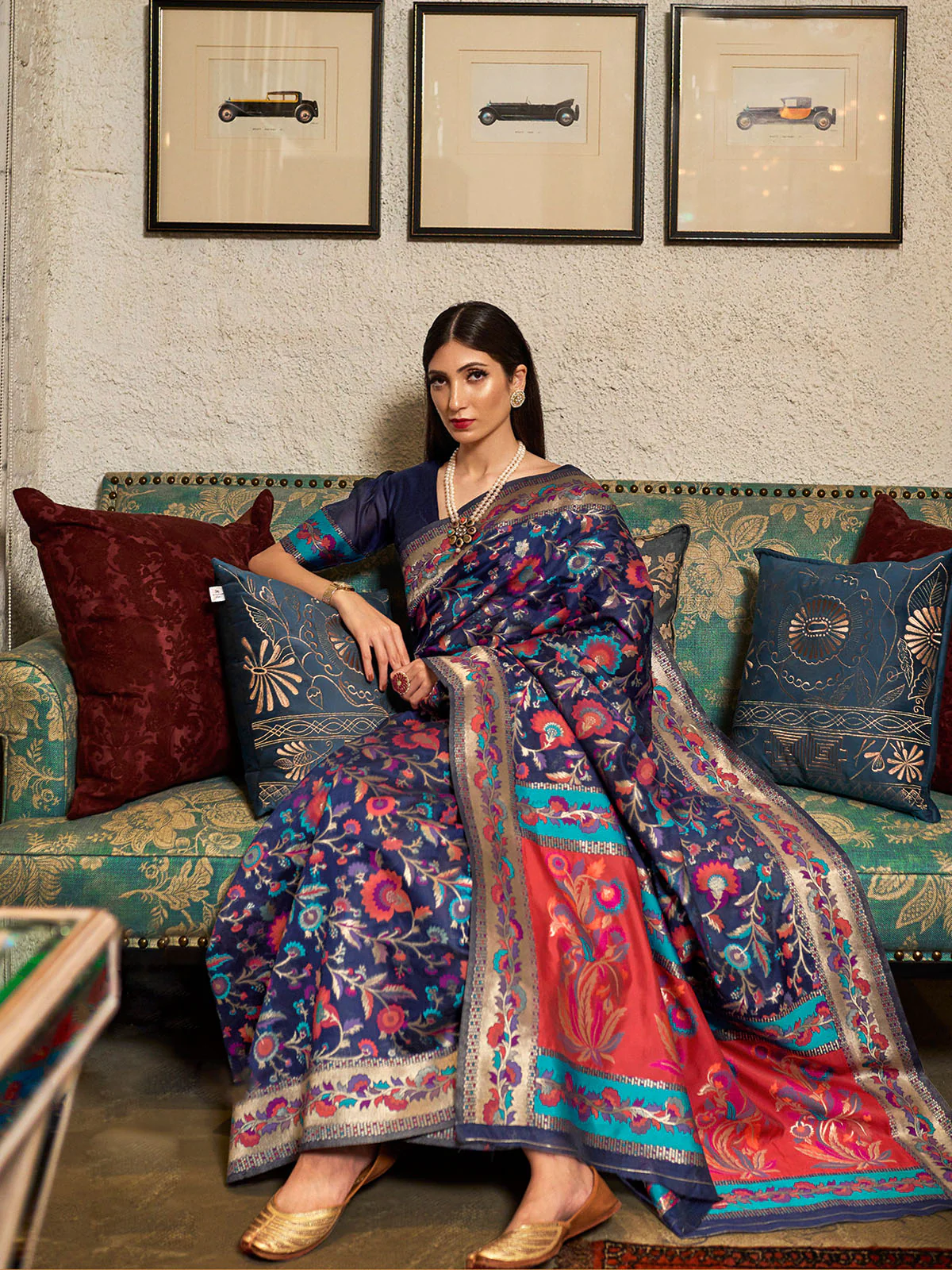 Odette Navy Blue Printed Silk Blend Saree With Unstitched Blouse For Women - Image 2