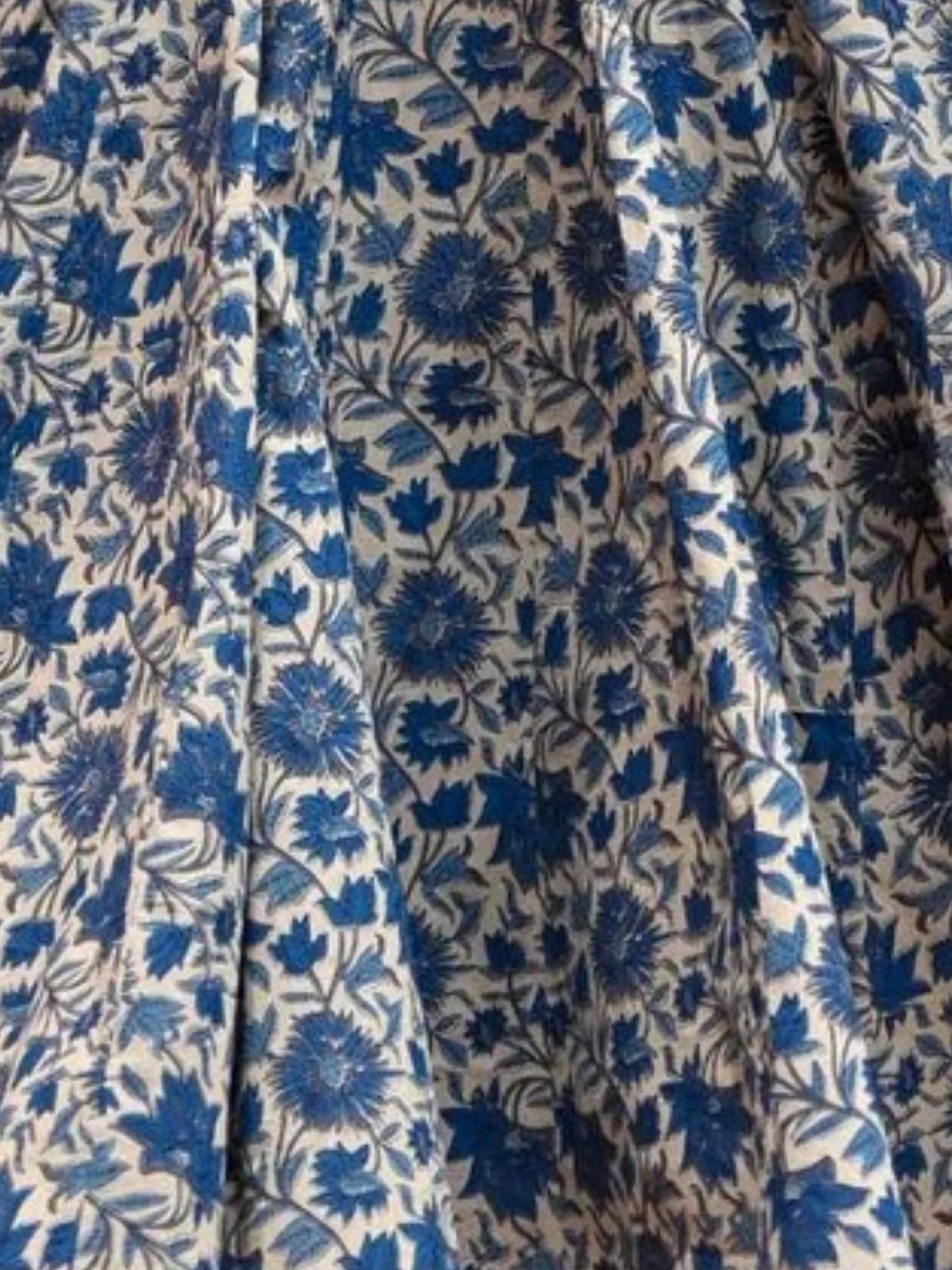 Odette Navy Blue Rayon Printed Stitched Kurta Set For Women - Image 4