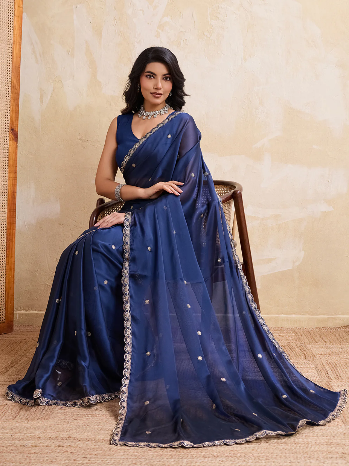 Odette Navy Blue Silk Blend Embroidered Saree For Women - Image 2