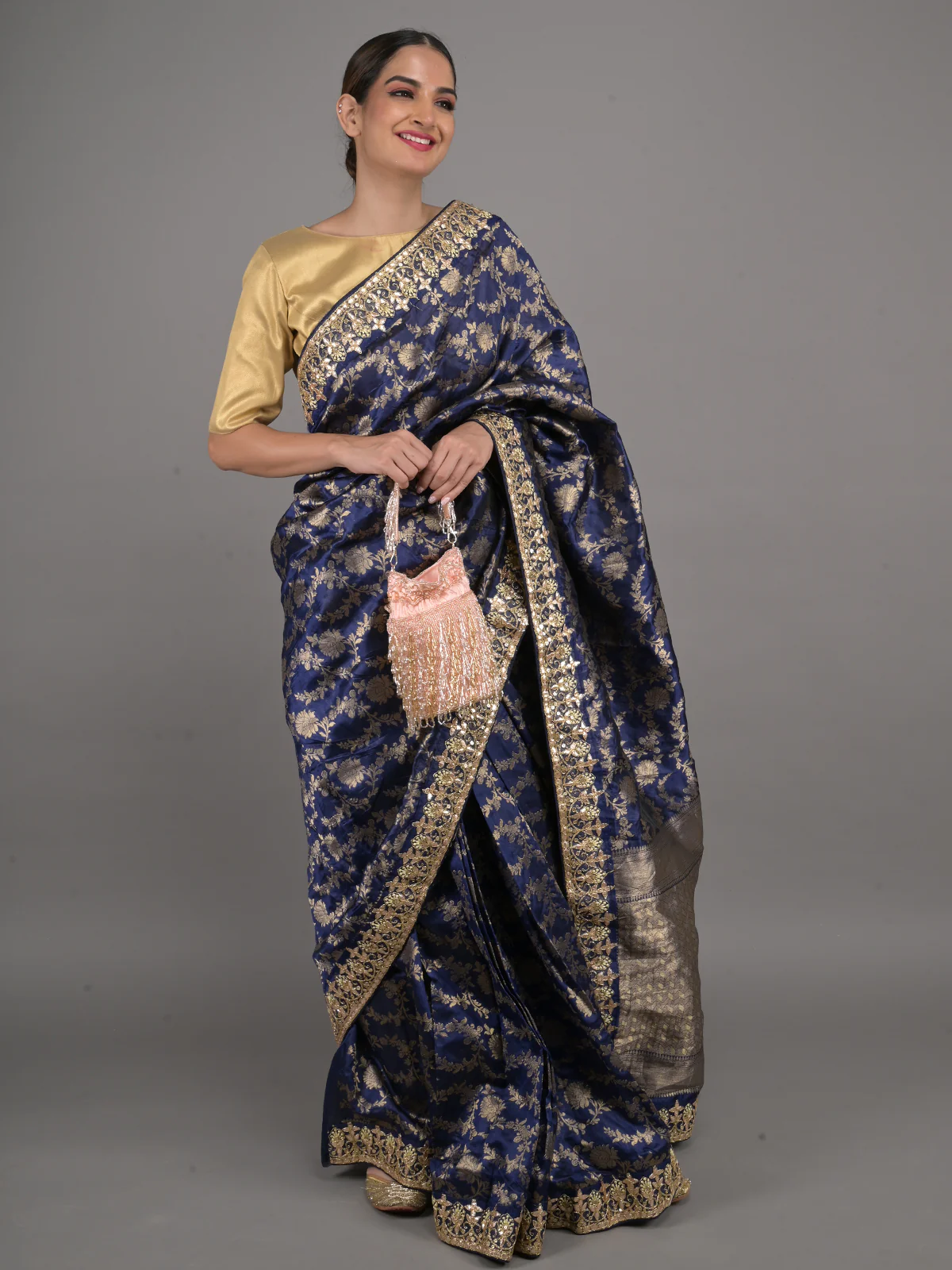 Odette Navy Blue Silk Blend Woven Saree With Unstitched Blouse For Women - Image 2