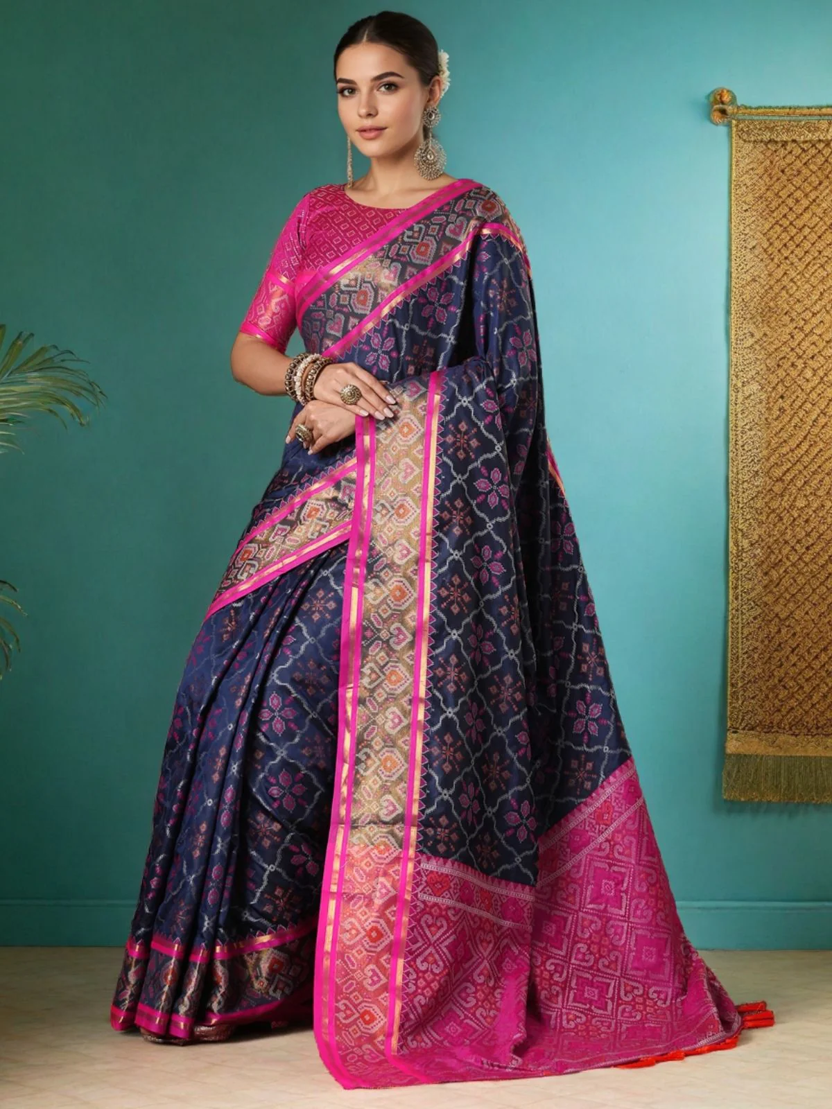 Odette Navy Blue Silk Woven Saree For Women - Image 3