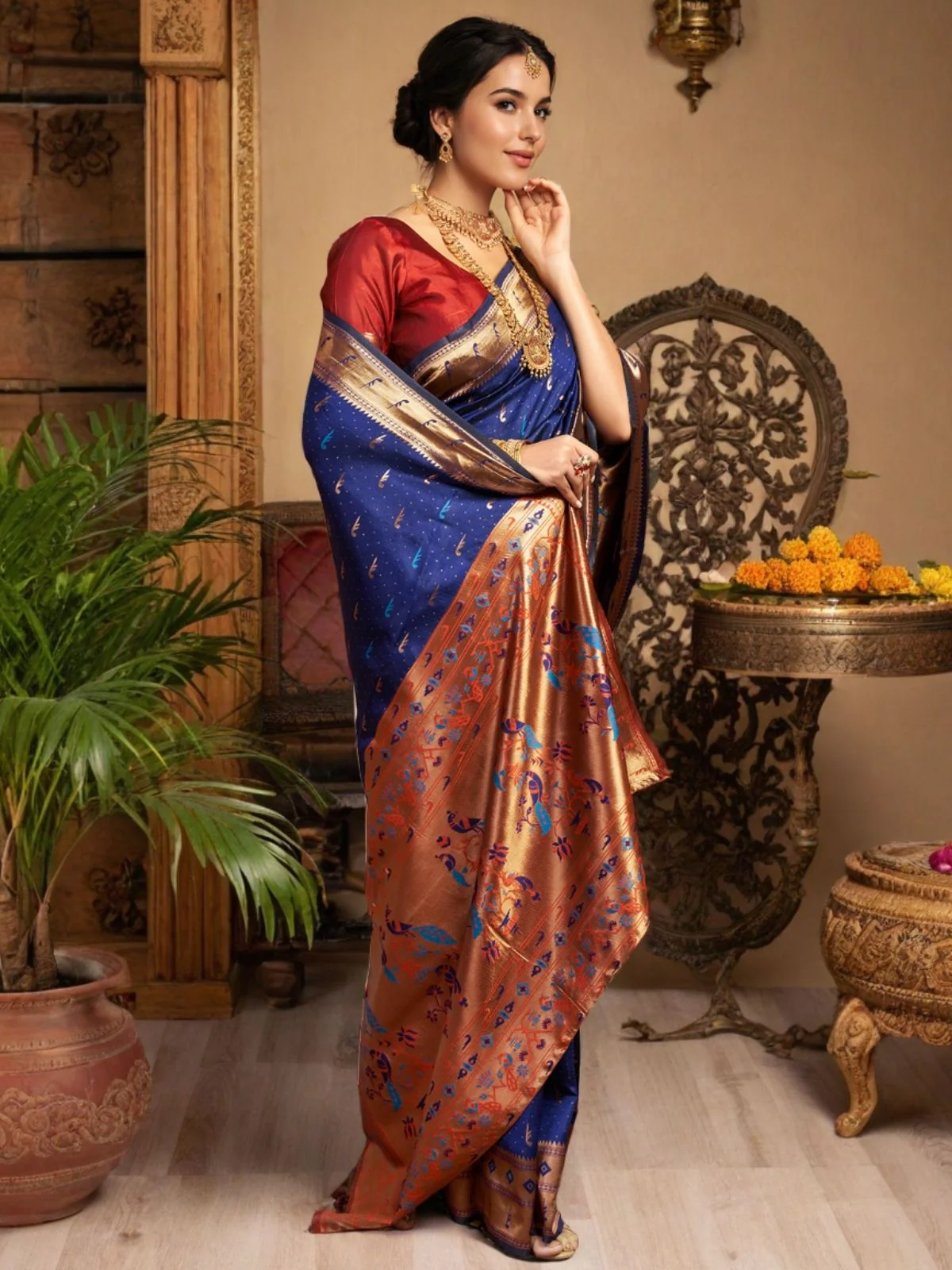 Odette Navy Blue Silk Woven Saree For Women - Image 3