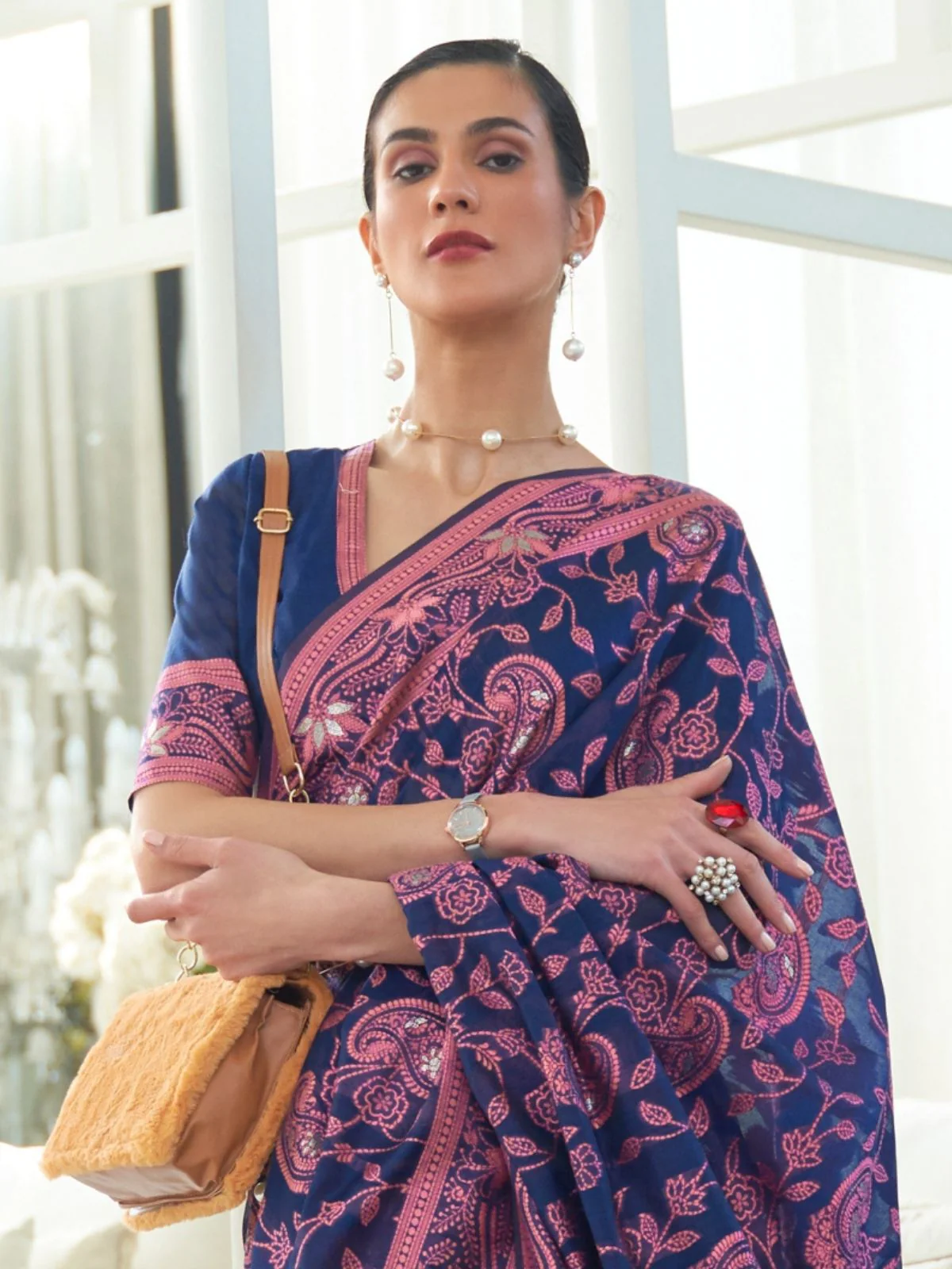Odette Navy Blue Woven Design Cotton Blend Saree With Unstitched Blouse For Women - Image 3