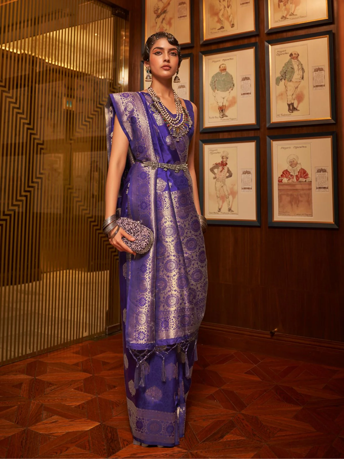 Odette Navy Blue Woven Design Silk Blend Saree With Unstitched Blouse For Women - Image 2