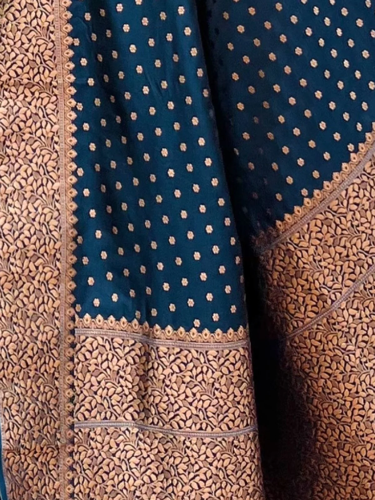 Odette Navy Blue Woven Design Silk Blend Saree With Unstitched Blouse For Women - Image 4