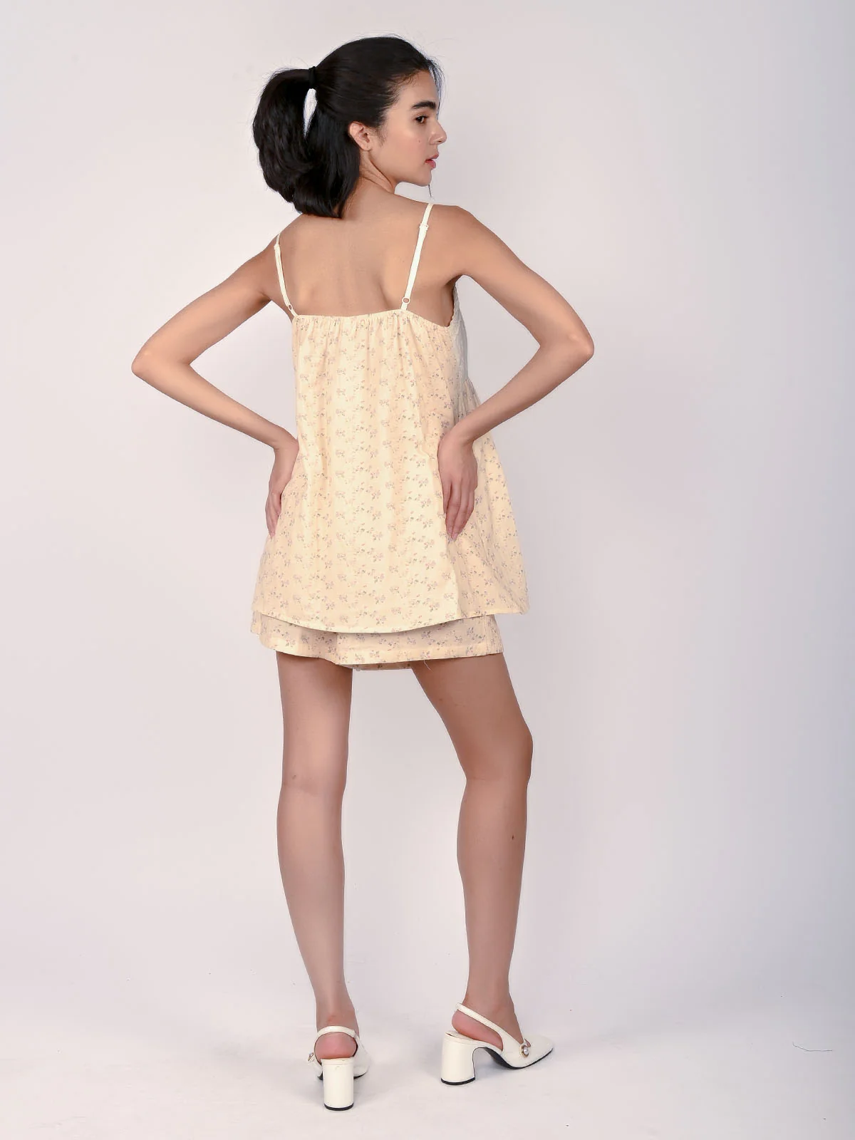 Odette Off White Cotton Blend Printed Night Wear Set For Women - Image 4