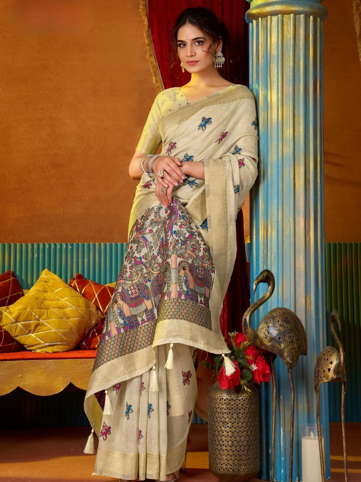 Odette Off White Cotton Blend Printed Saree For Women - Image 3