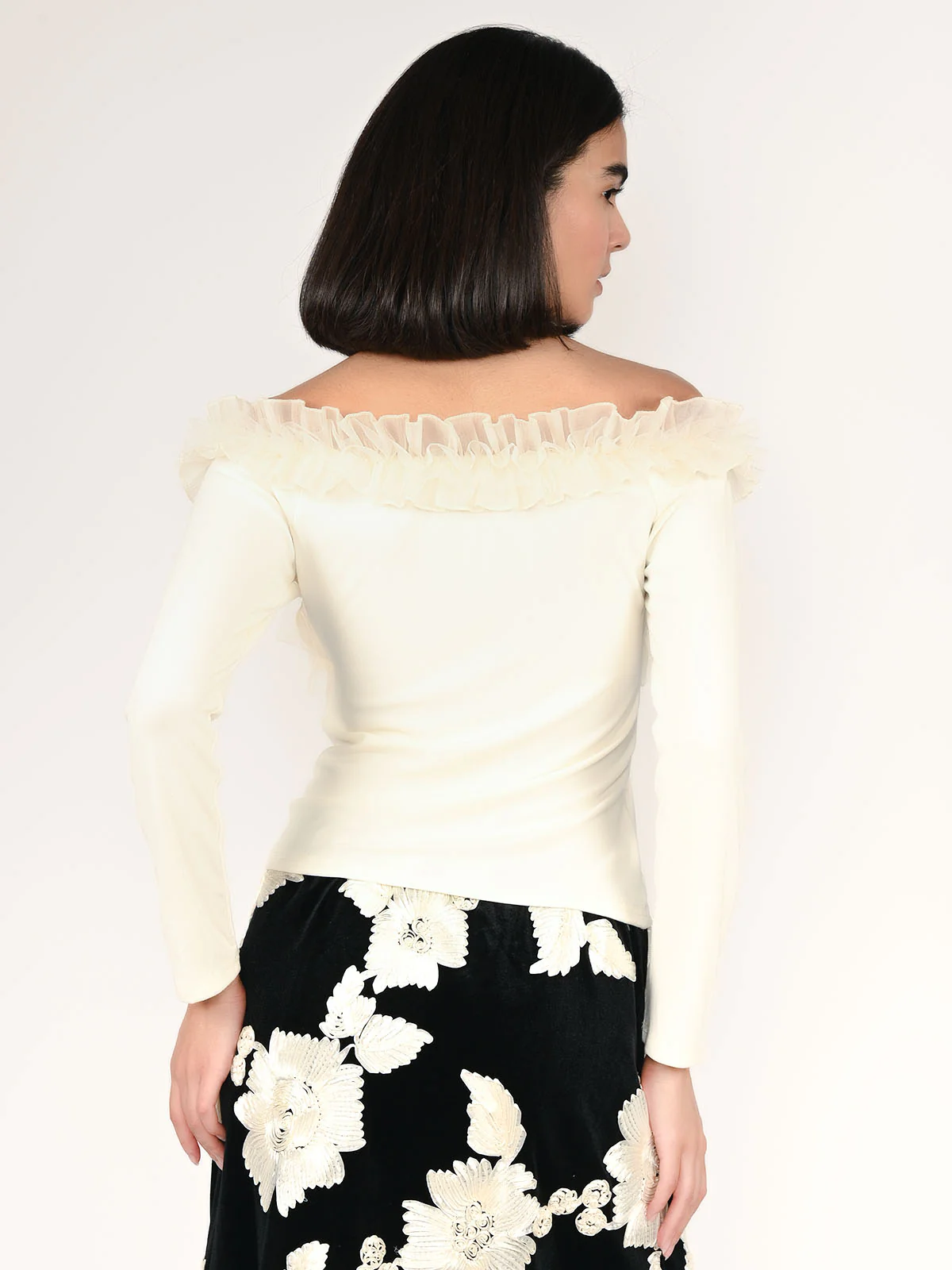 Odette Off White Cotton Rib Solid Top For Women - Image 4
