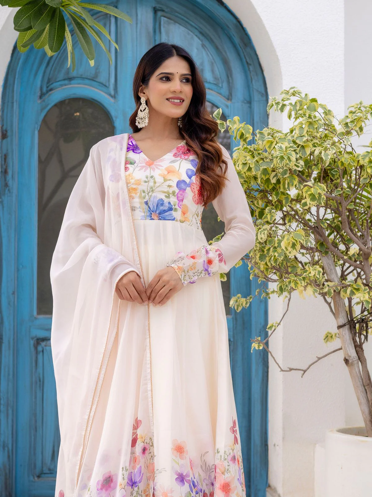 Odette Off White Georgette Solid Stitched Anarkali Kurta Set For Women - Image 6
